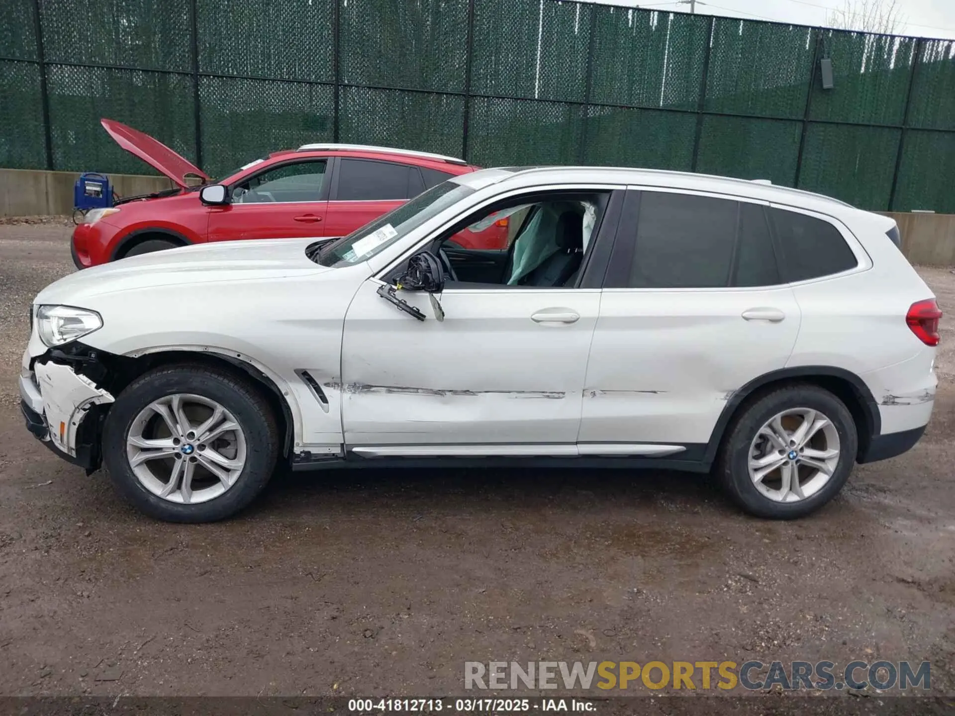 14 Photograph of a damaged car 5UXTY5C02LLT32649 BMW X3 2020