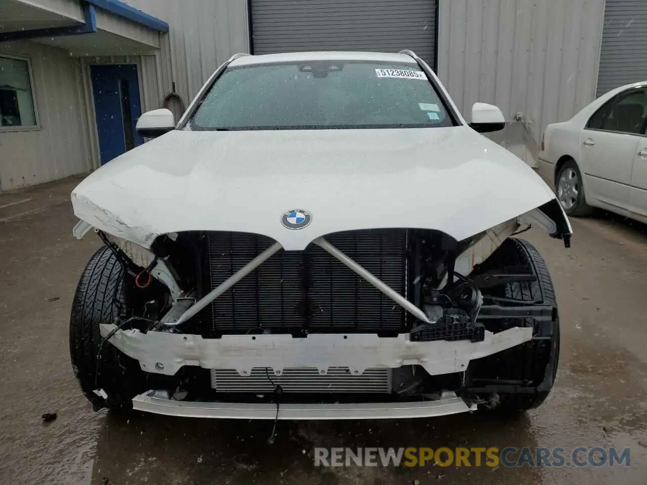 5 Photograph of a damaged car 5UXTY5C02LLT32702 BMW X3 2020
