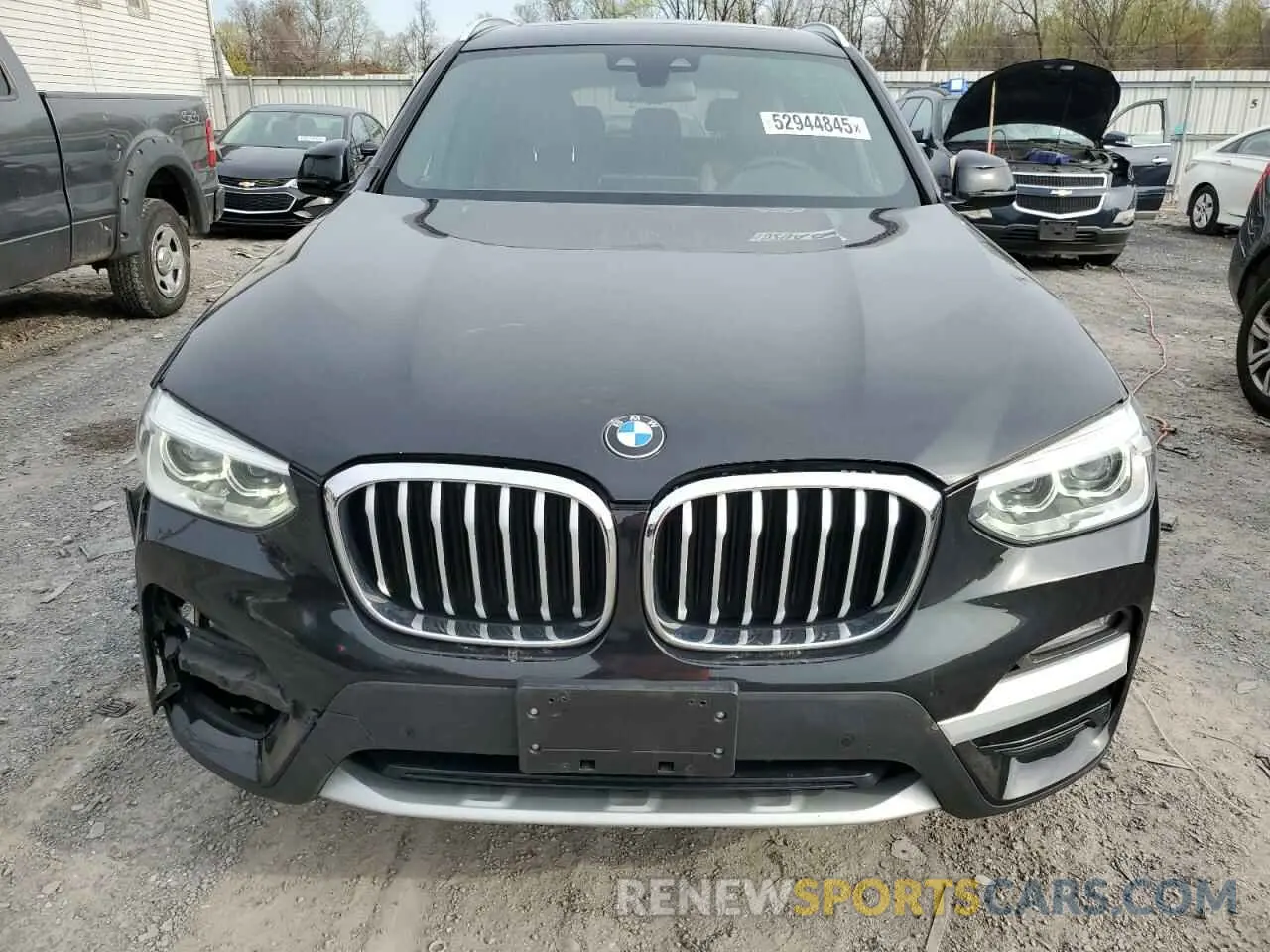 5 Photograph of a damaged car 5UXTY5C02LLT33364 BMW X3 2020