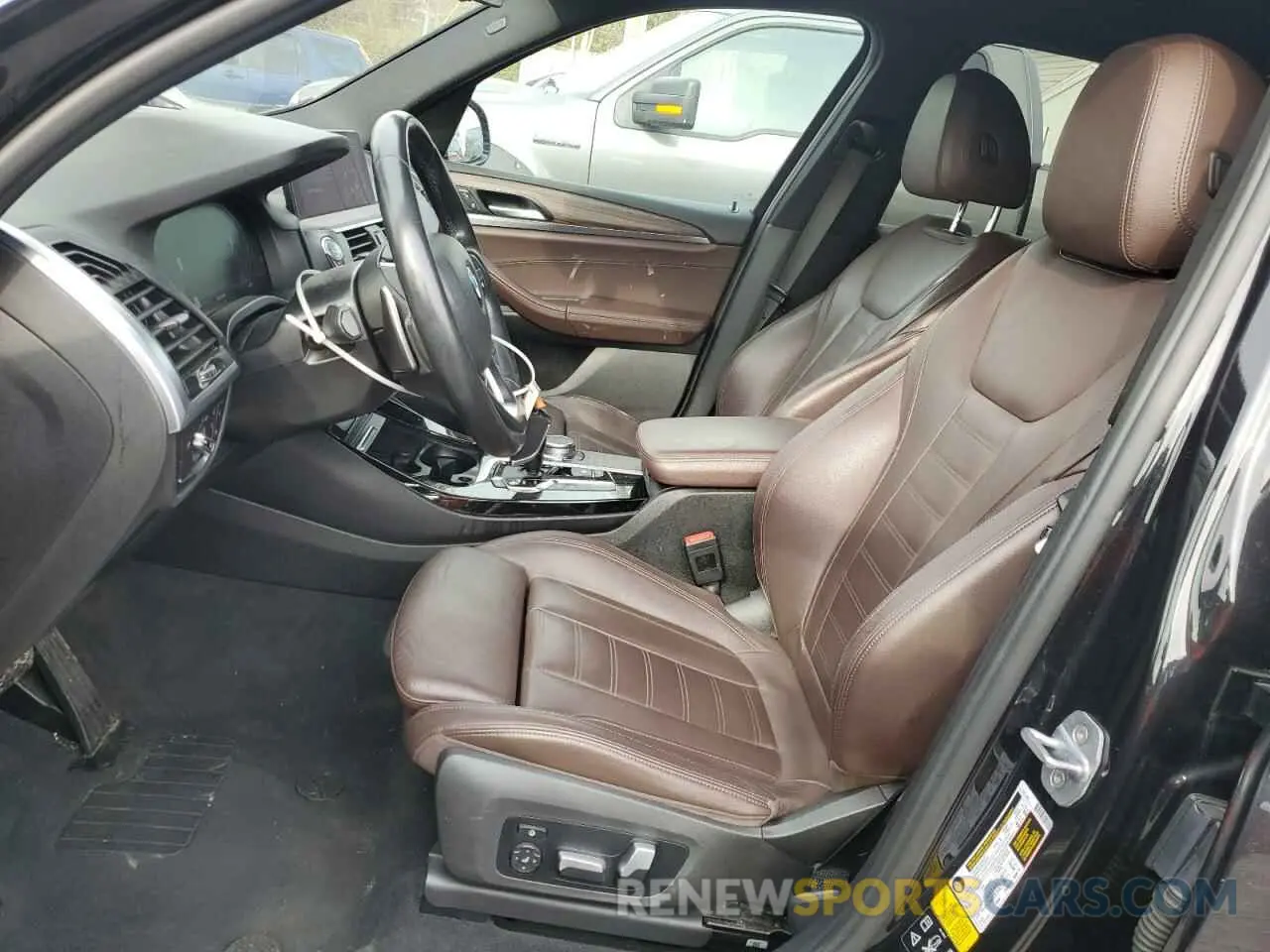 7 Photograph of a damaged car 5UXTY5C02LLT33364 BMW X3 2020