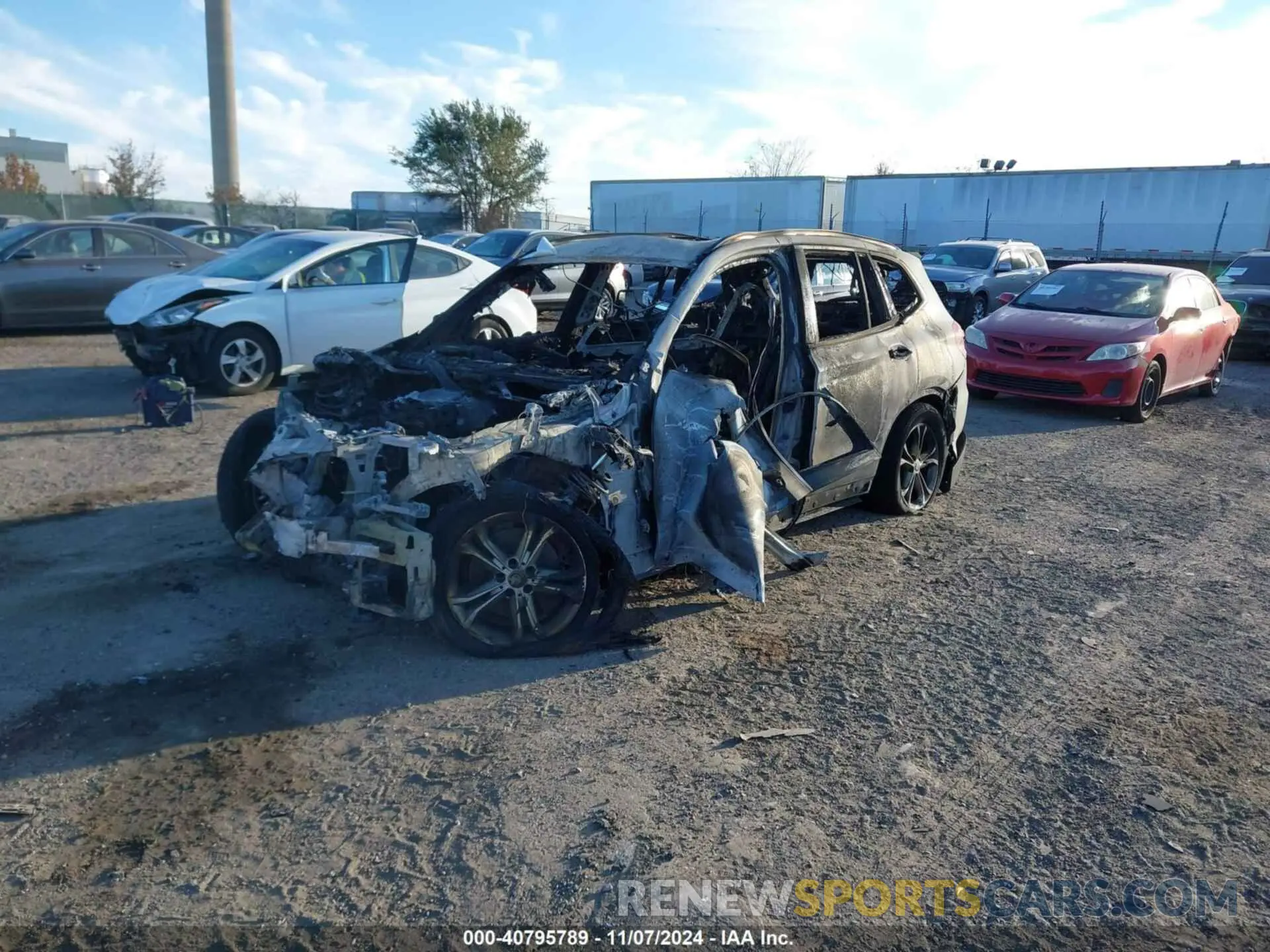 2 Photograph of a damaged car 5UXTY5C03L9B04224 BMW X3 2020