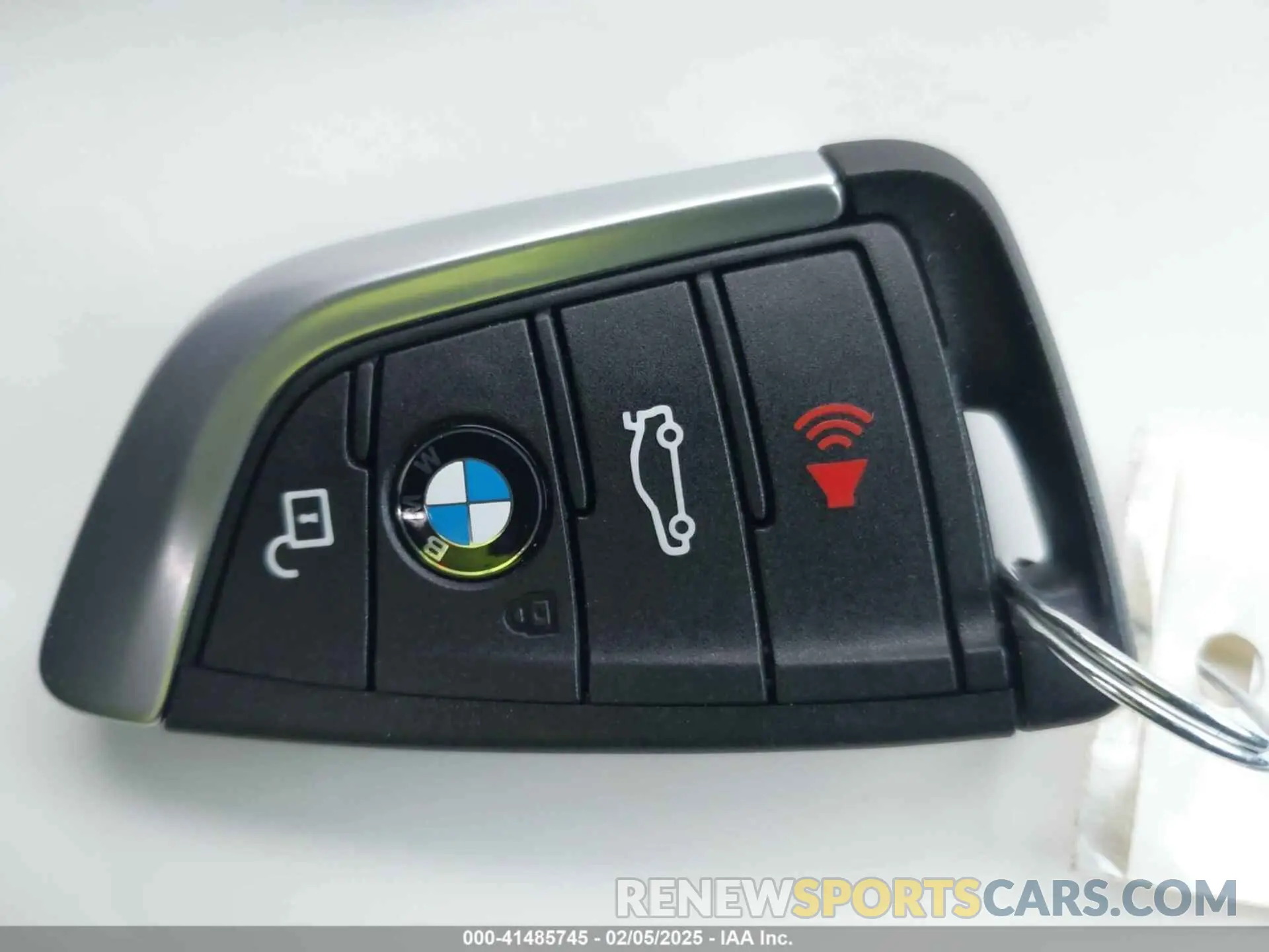 11 Photograph of a damaged car 5UXTY5C03L9B59756 BMW X3 2020