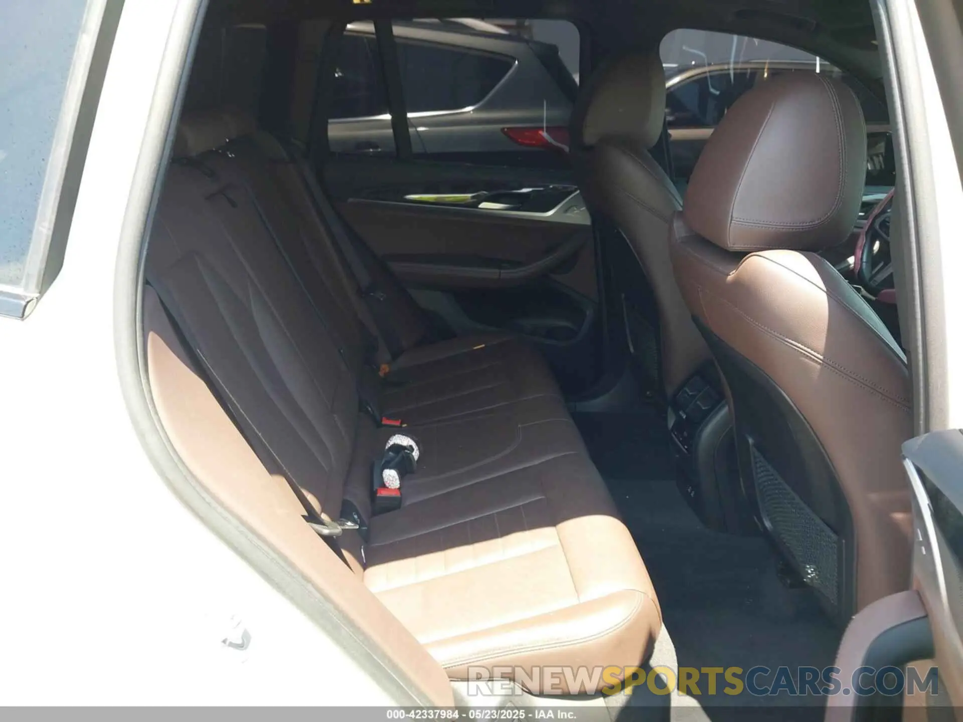 8 Photograph of a damaged car 5UXTY5C03L9B70109 BMW X3 2020