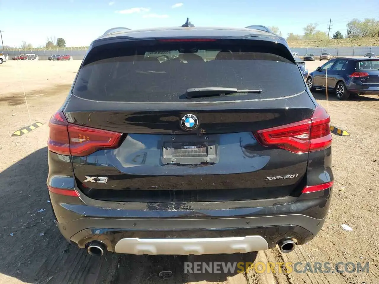6 Photograph of a damaged car 5UXTY5C03L9C51398 BMW X3 2020