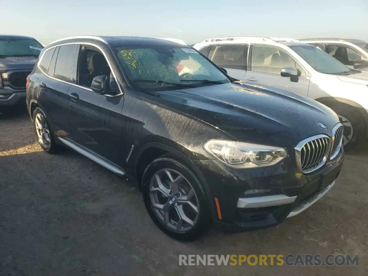4 Photograph of a damaged car 5UXTY5C03L9C56410 BMW X3 2020