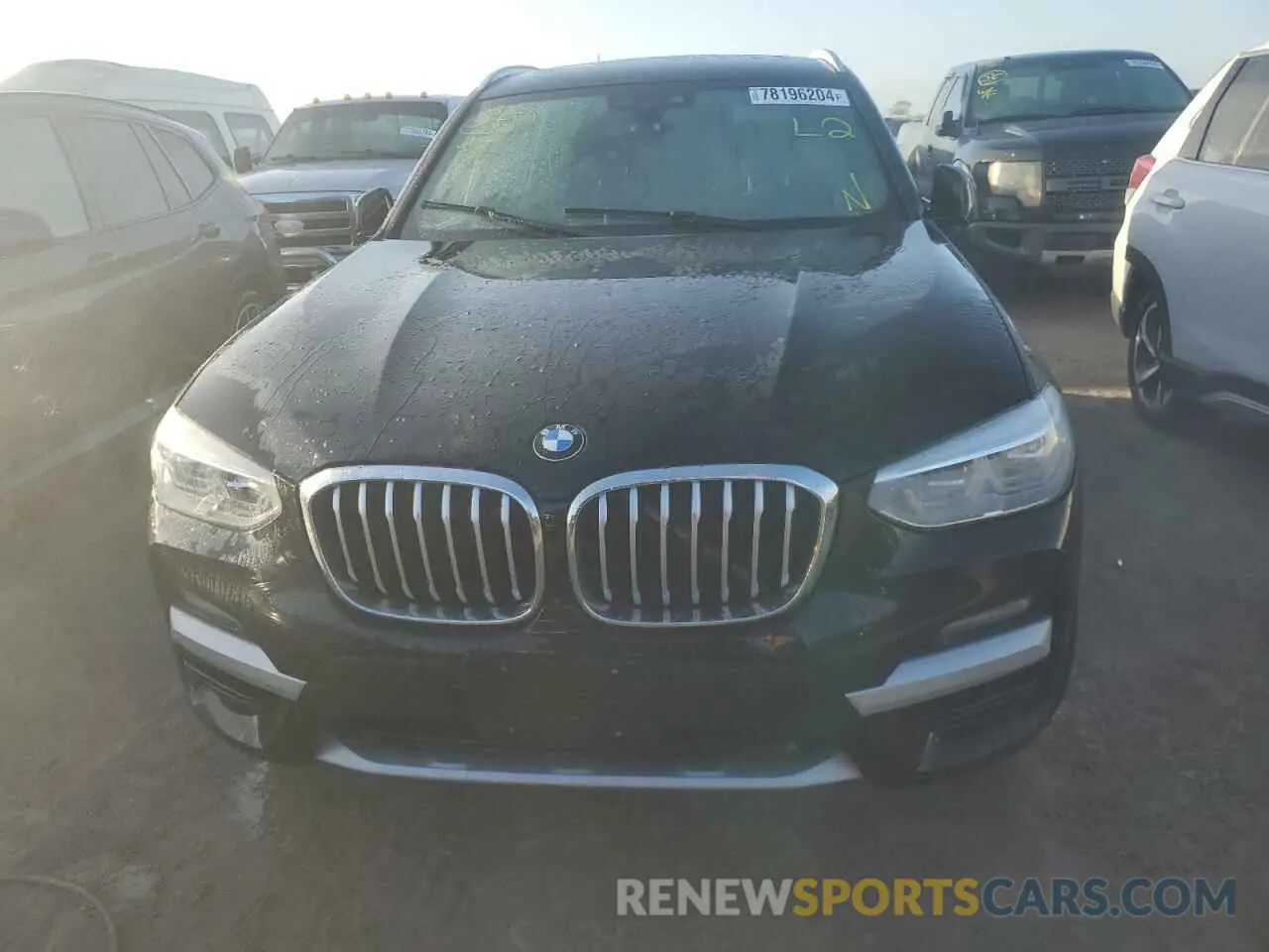 5 Photograph of a damaged car 5UXTY5C03L9C56410 BMW X3 2020