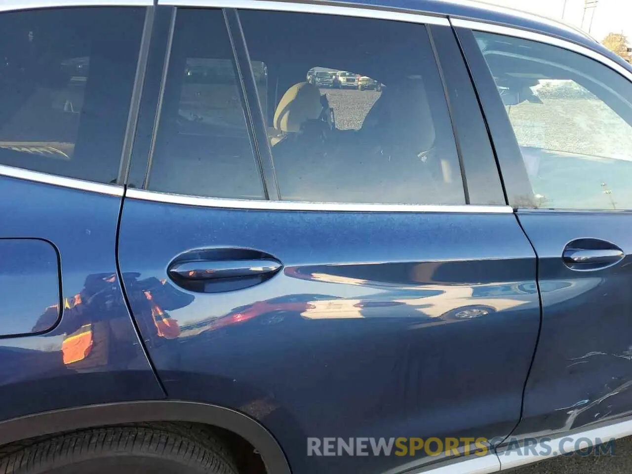 10 Photograph of a damaged car 5UXTY5C03L9C73854 BMW X3 2020