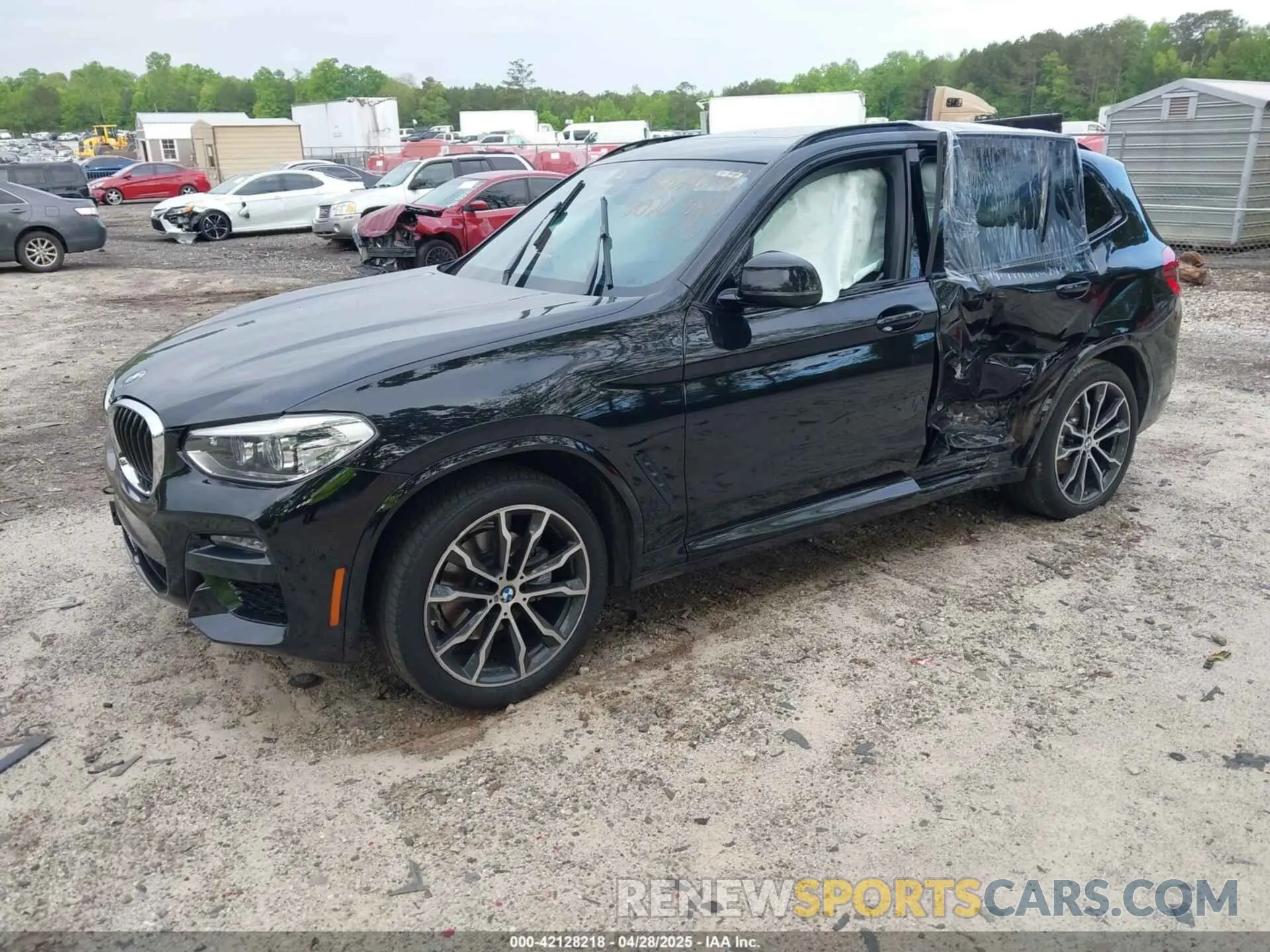 2 Photograph of a damaged car 5UXTY5C03L9D36838 BMW X3 2020