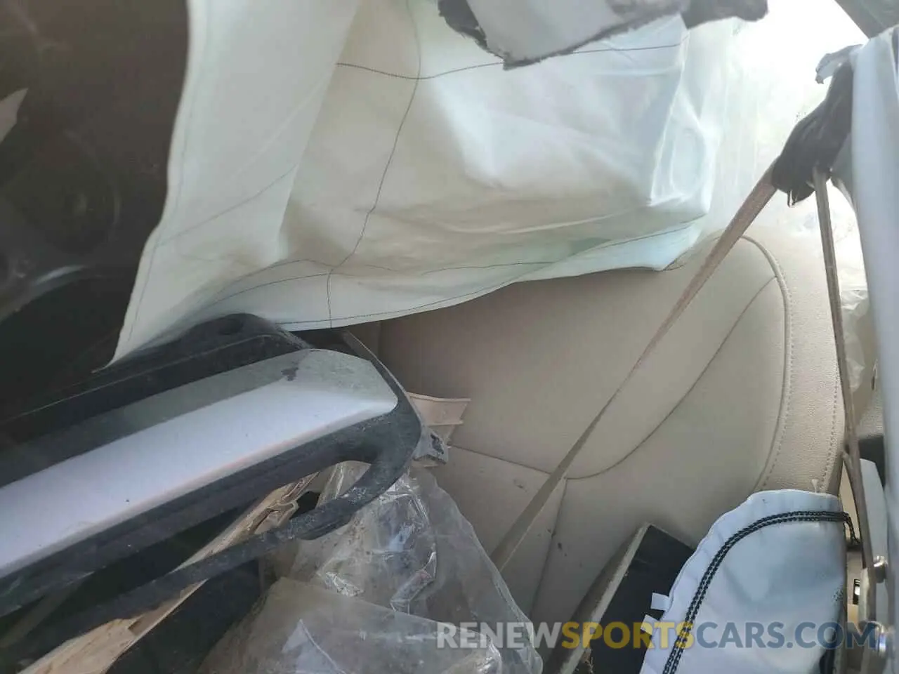 10 Photograph of a damaged car 5UXTY5C04L9B04359 BMW X3 2020