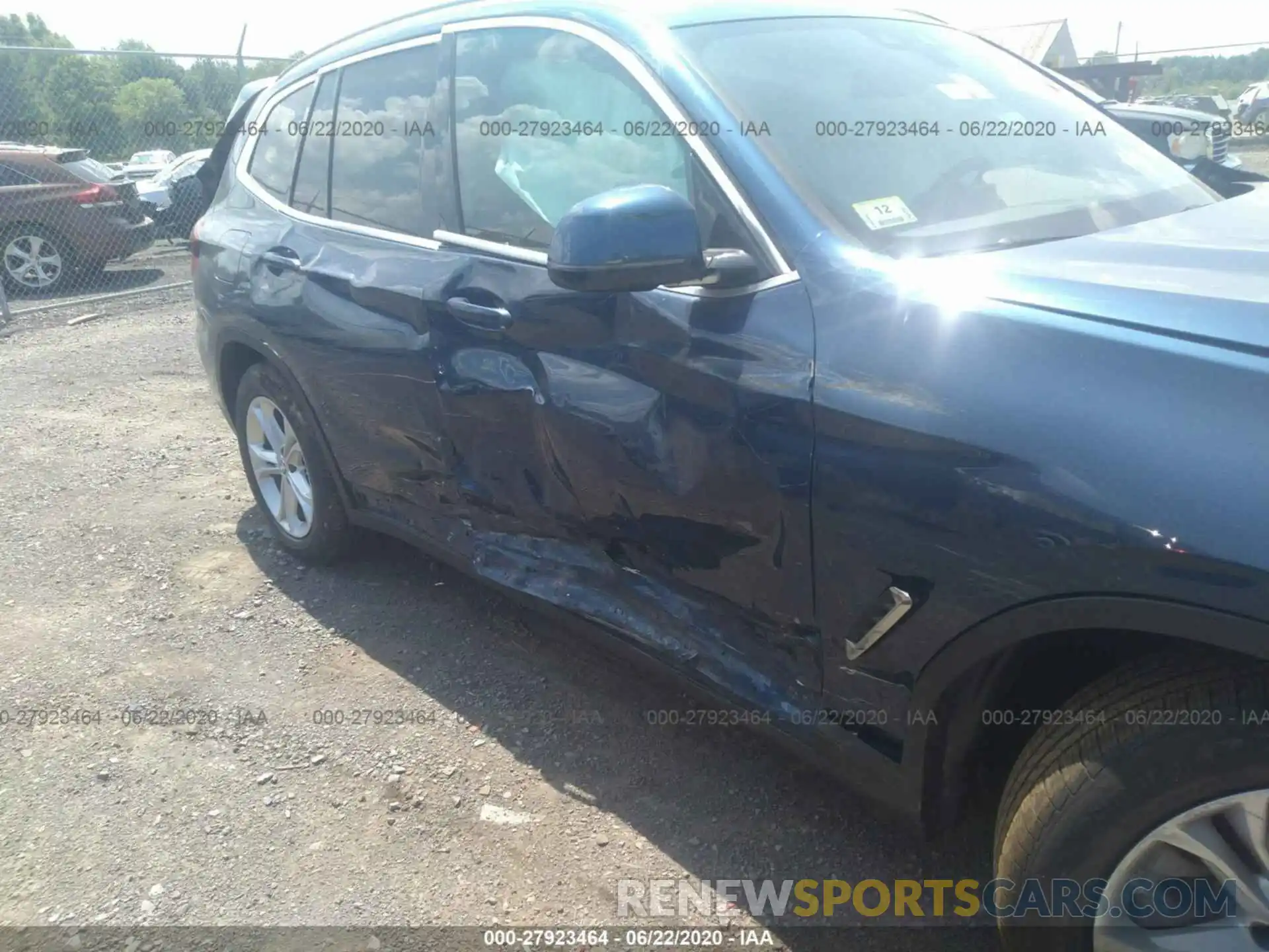 6 Photograph of a damaged car 5UXTY5C04L9B37829 BMW X3 2020