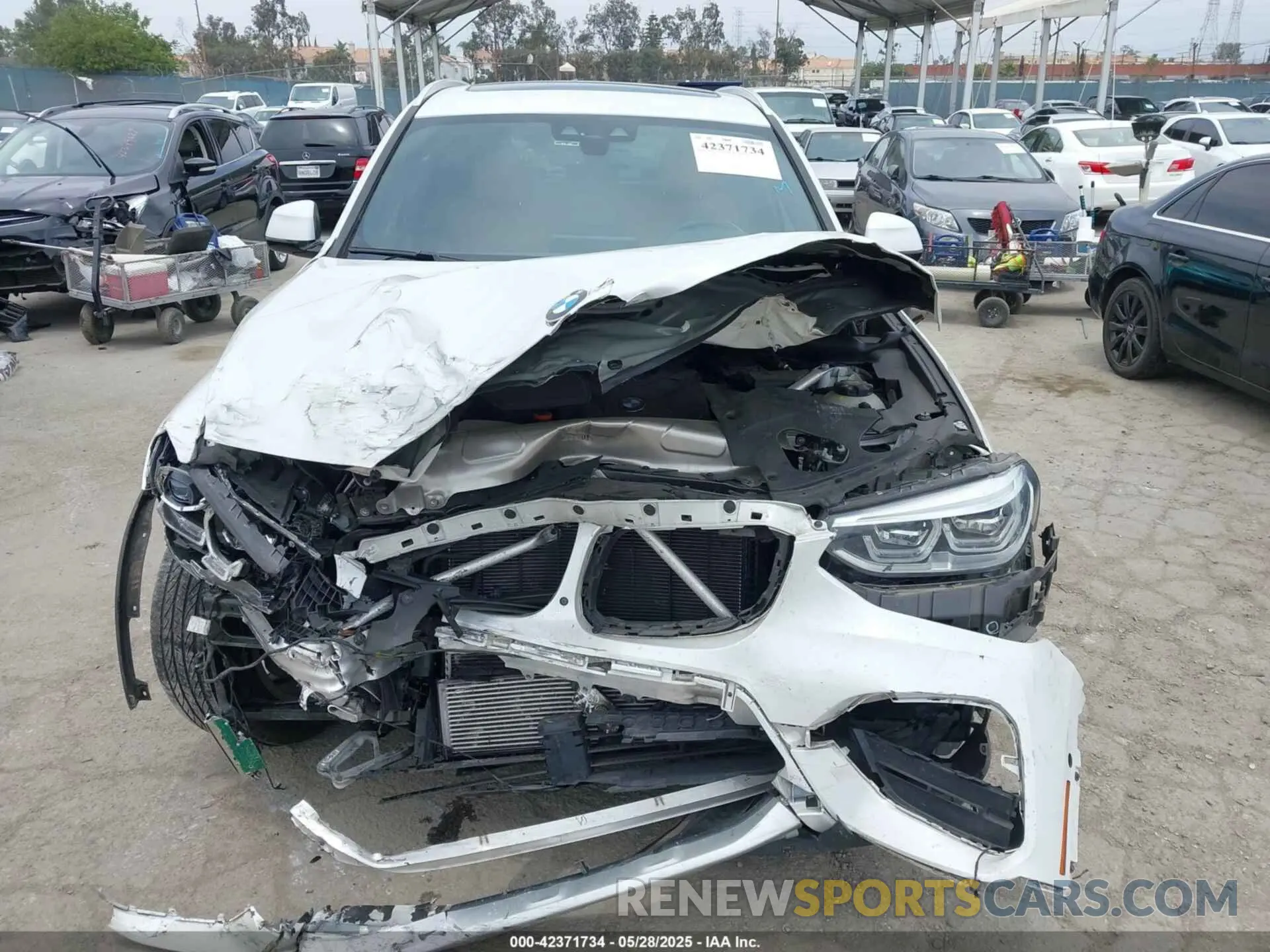 13 Photograph of a damaged car 5UXTY5C04L9C48154 BMW X3 2020