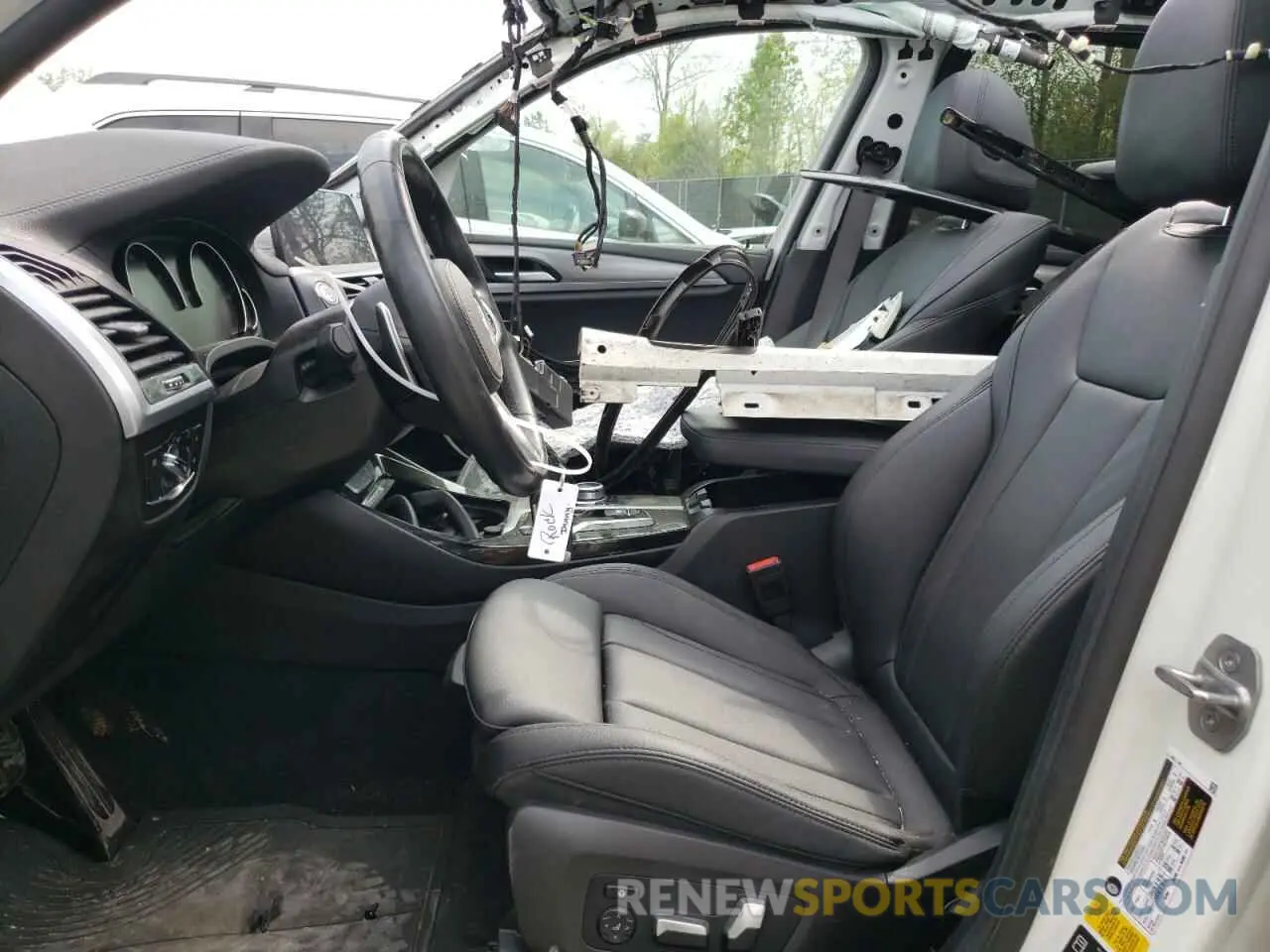 7 Photograph of a damaged car 5UXTY5C04L9C78898 BMW X3 2020