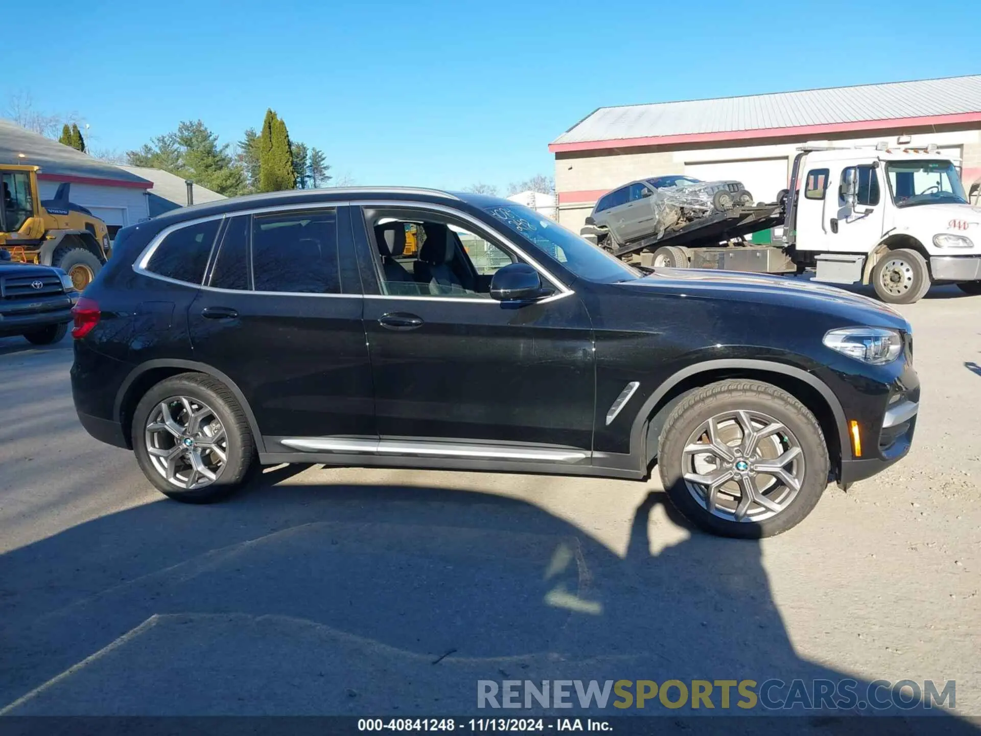 13 Photograph of a damaged car 5UXTY5C04LLT32264 BMW X3 2020