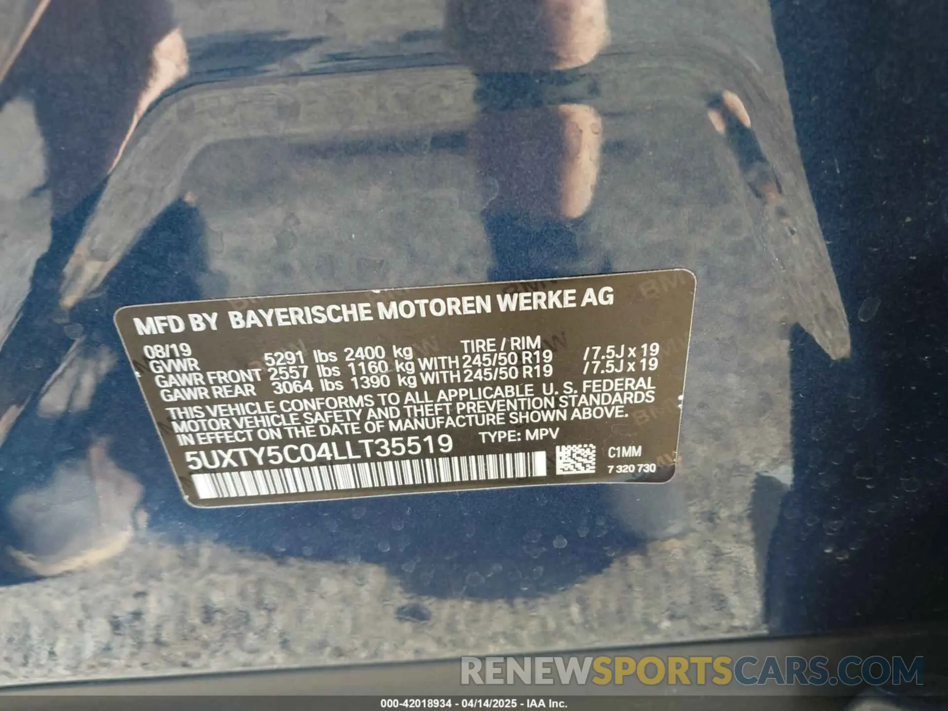 9 Photograph of a damaged car 5UXTY5C04LLT35519 BMW X3 2020