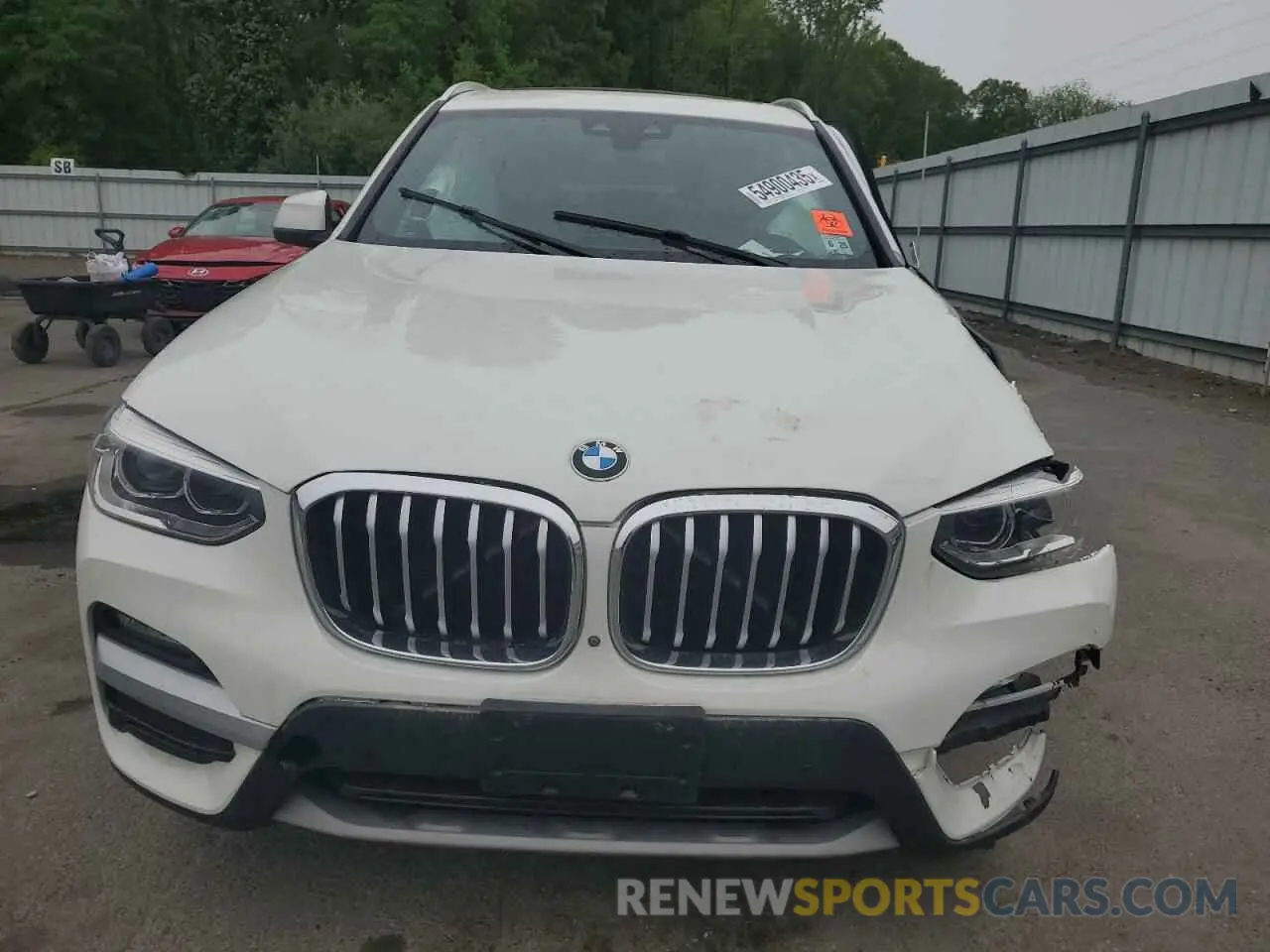 5 Photograph of a damaged car 5UXTY5C05L9B38911 BMW X3 2020