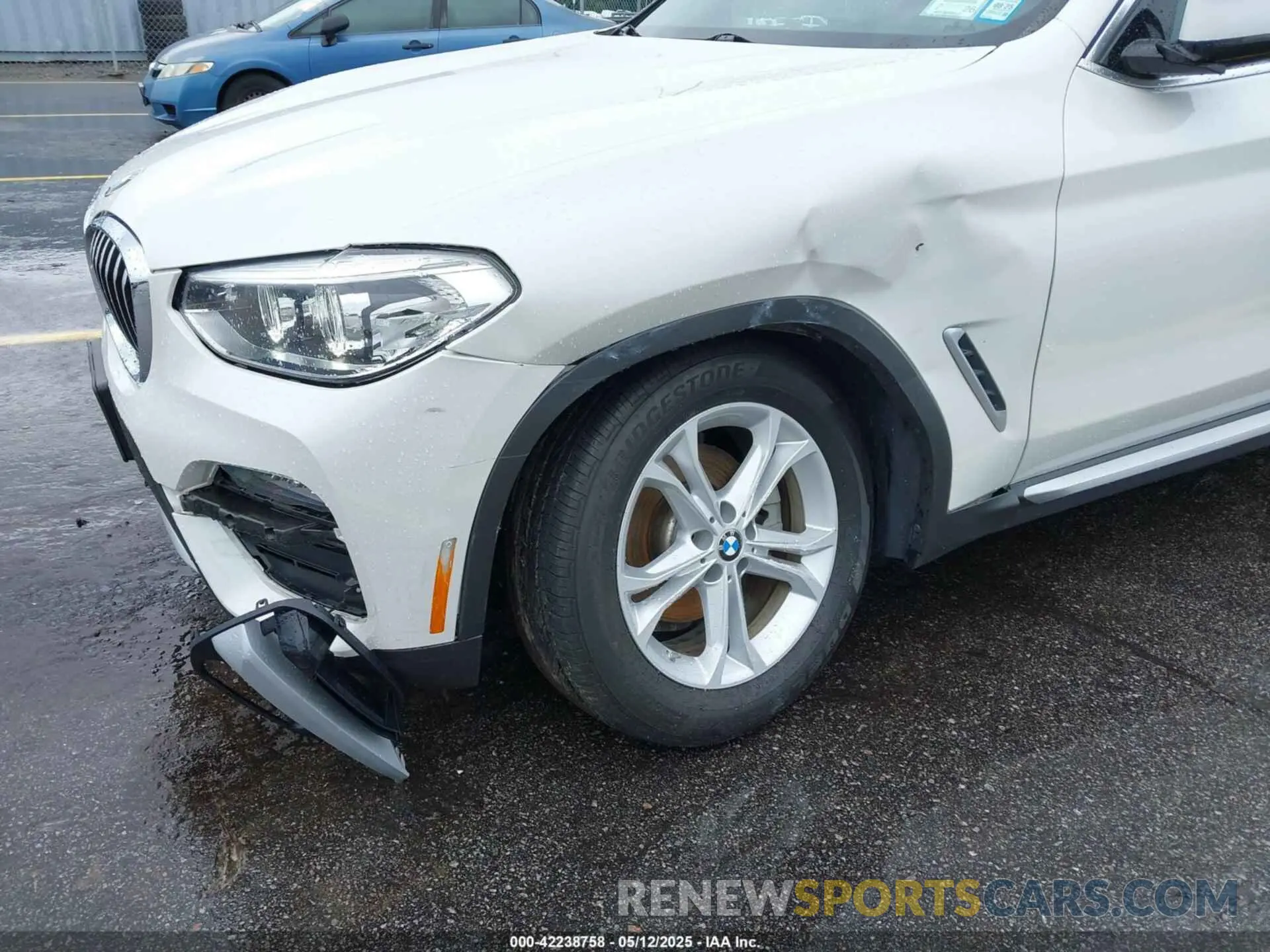 6 Photograph of a damaged car 5UXTY5C05L9B55188 BMW X3 2020