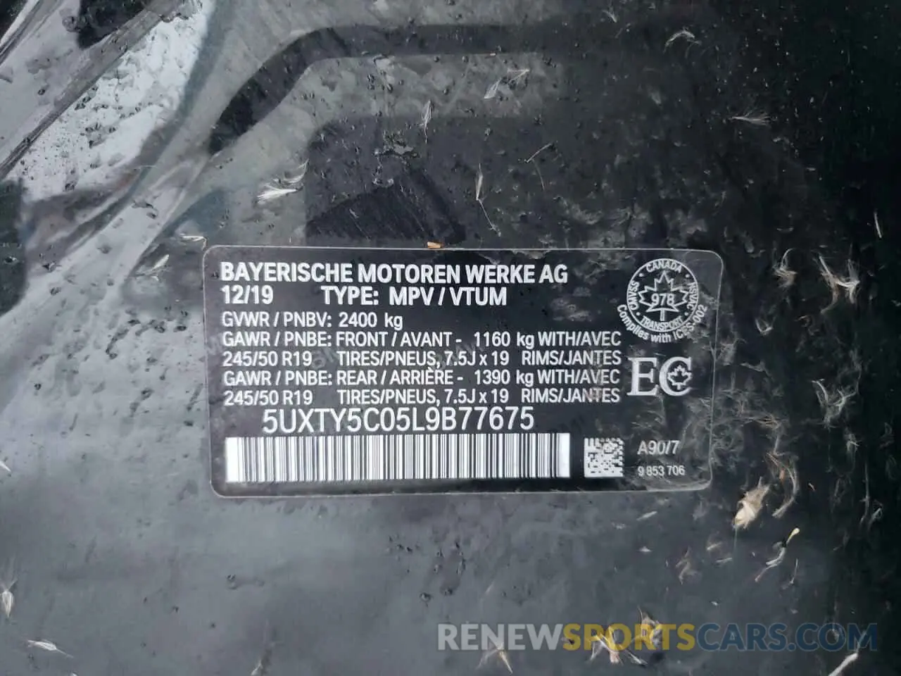 13 Photograph of a damaged car 5UXTY5C05L9B77675 BMW X3 2020