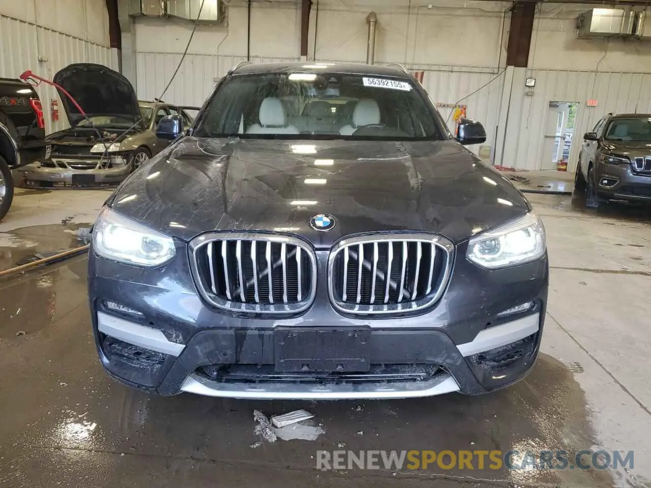 5 Photograph of a damaged car 5UXTY5C06L9C80670 BMW X3 2020