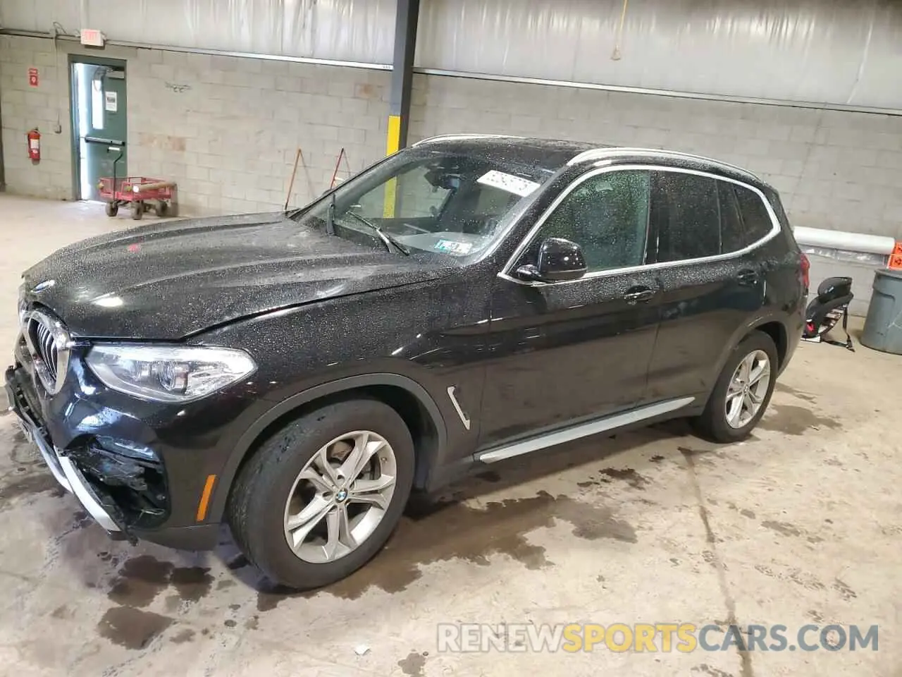 1 Photograph of a damaged car 5UXTY5C06LLE57981 BMW X3 2020