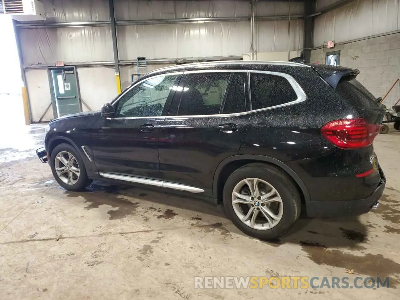 2 Photograph of a damaged car 5UXTY5C06LLE57981 BMW X3 2020