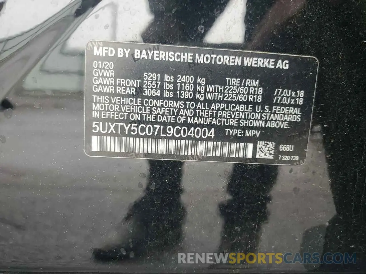 14 Photograph of a damaged car 5UXTY5C07L9C04004 BMW X3 2020
