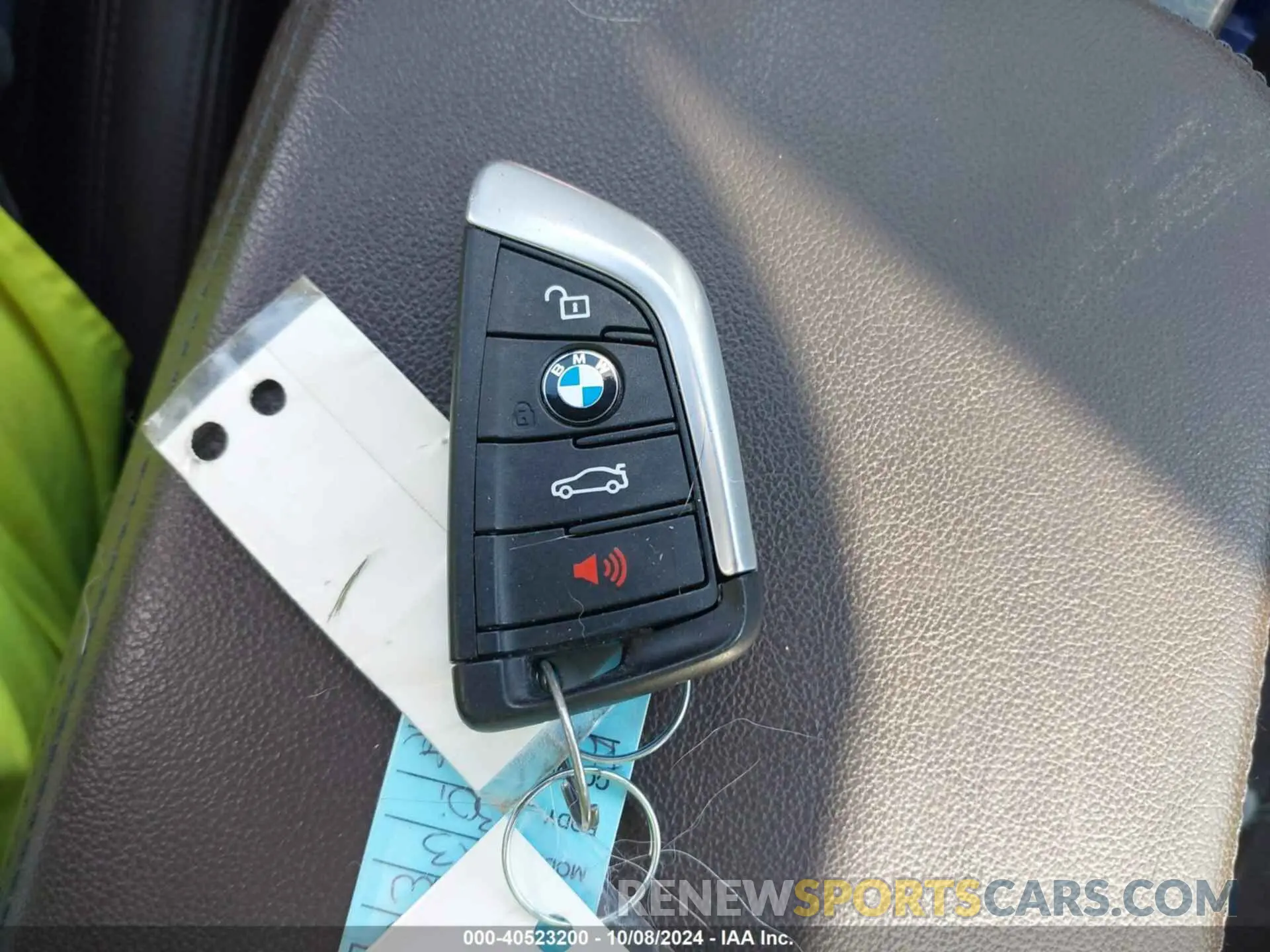 11 Photograph of a damaged car 5UXTY5C07LLT33568 BMW X3 2020