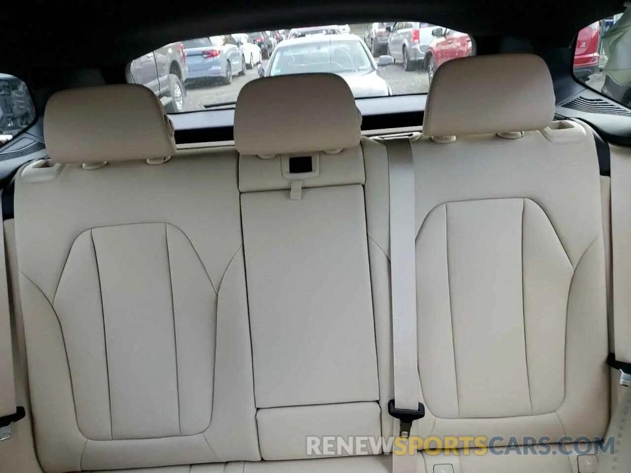 10 Photograph of a damaged car 5UXTY5C08L9B76696 BMW X3 2020
