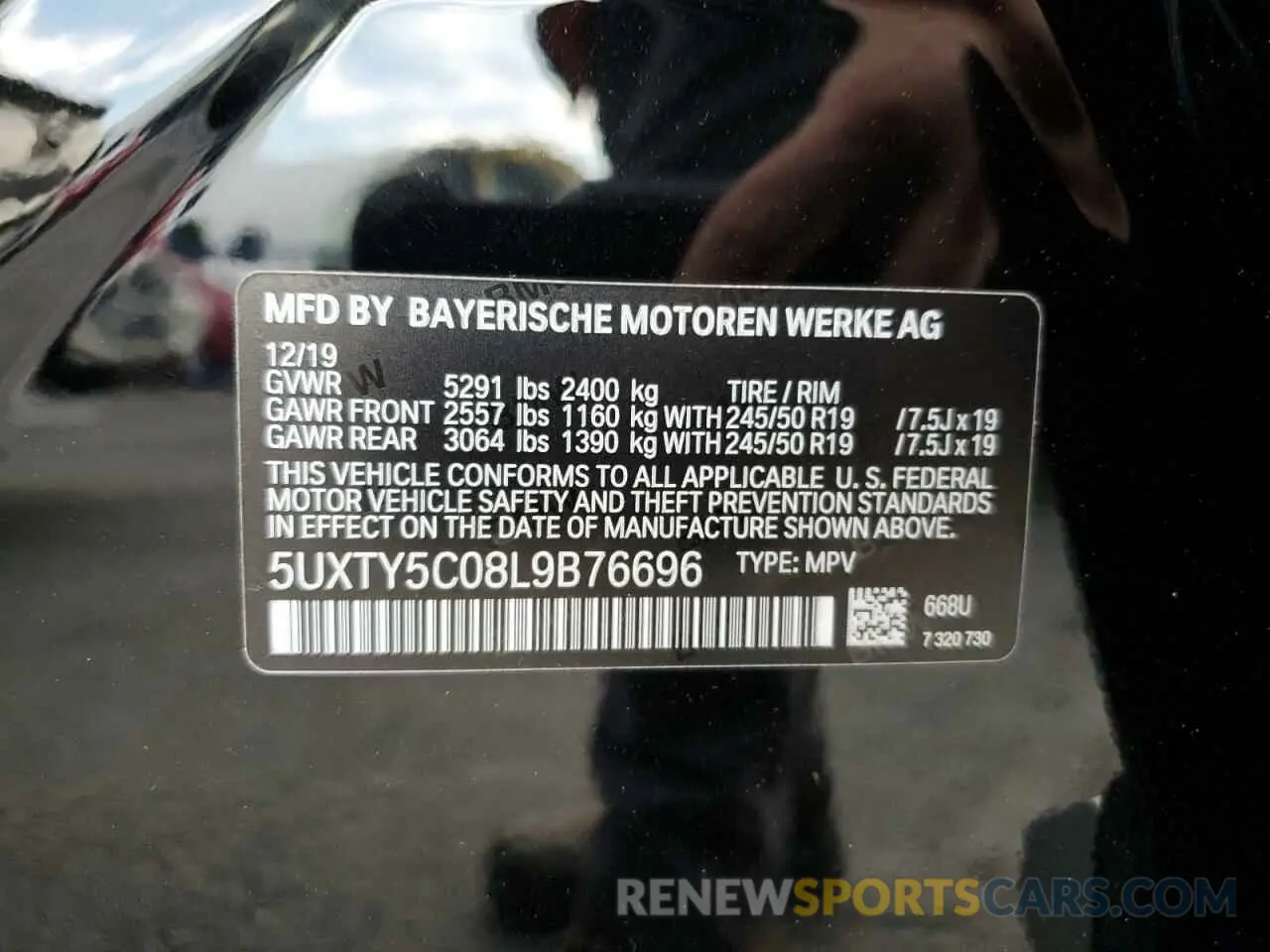13 Photograph of a damaged car 5UXTY5C08L9B76696 BMW X3 2020