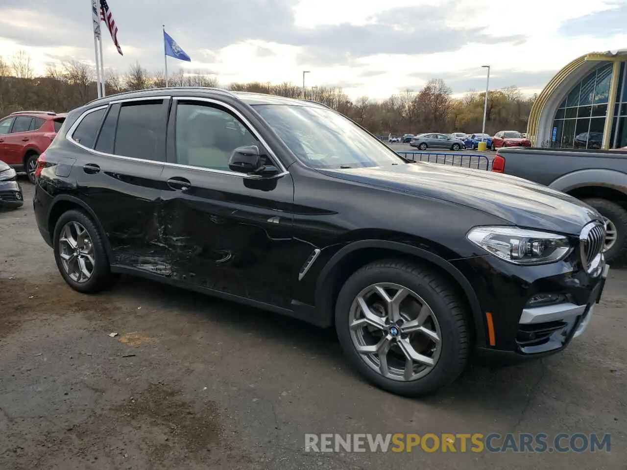 4 Photograph of a damaged car 5UXTY5C08L9B76696 BMW X3 2020