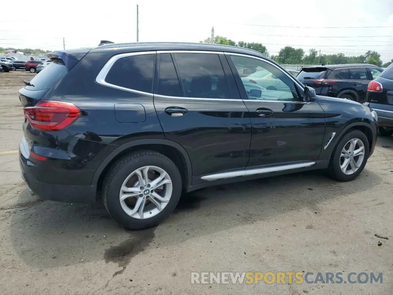 3 Photograph of a damaged car 5UXTY5C08L9B85141 BMW X3 2020