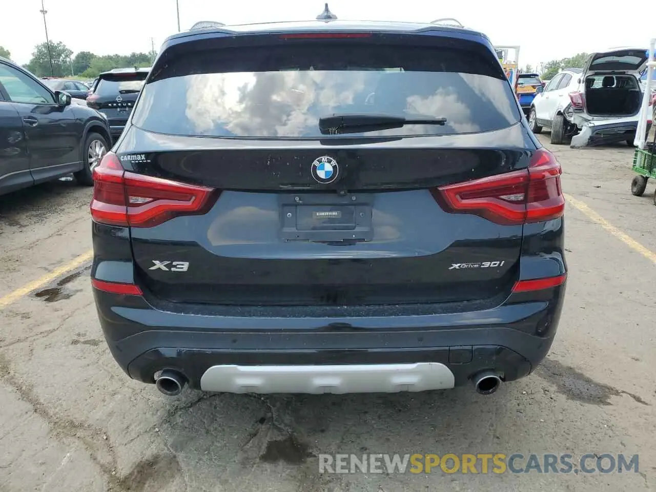 6 Photograph of a damaged car 5UXTY5C08L9B85141 BMW X3 2020