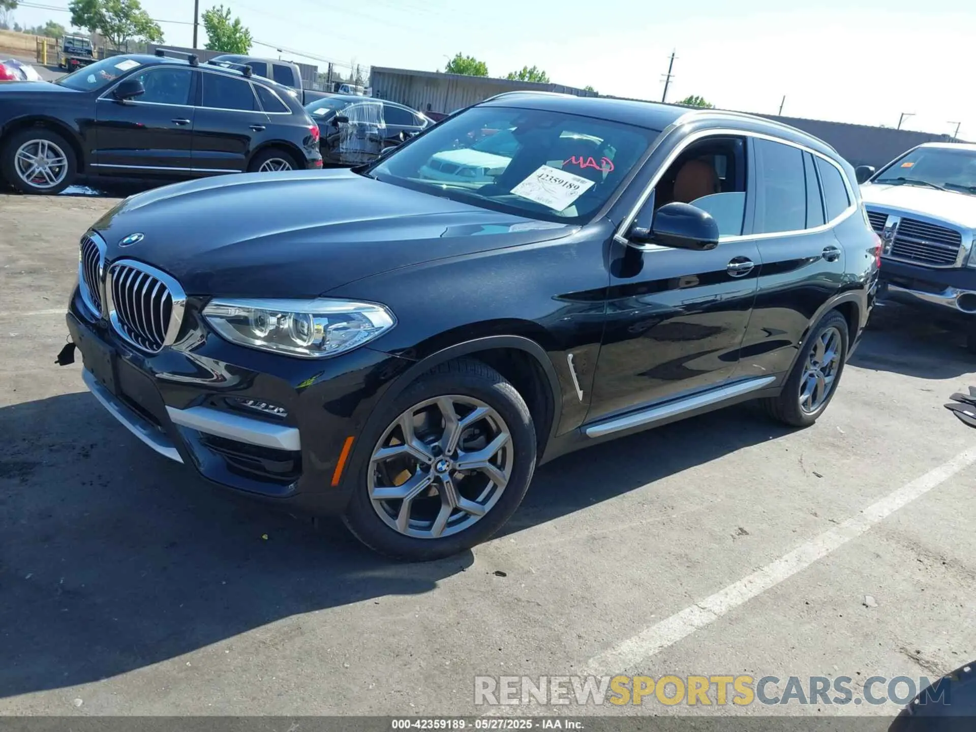 2 Photograph of a damaged car 5UXTY5C08L9B89724 BMW X3 2020