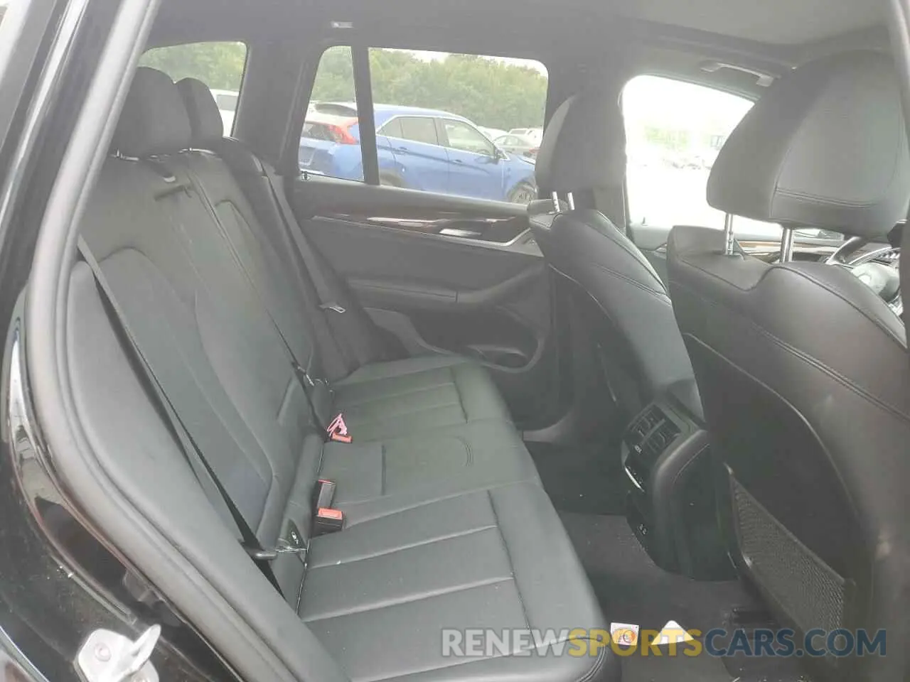 11 Photograph of a damaged car 5UXTY5C08L9C04044 BMW X3 2020