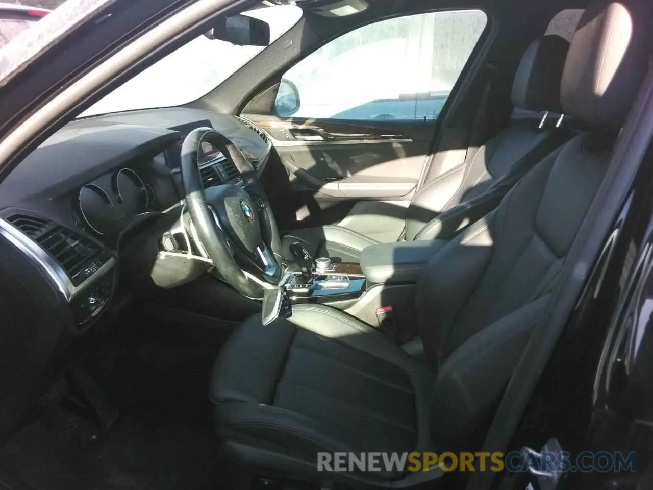 7 Photograph of a damaged car 5UXTY5C08L9C04044 BMW X3 2020