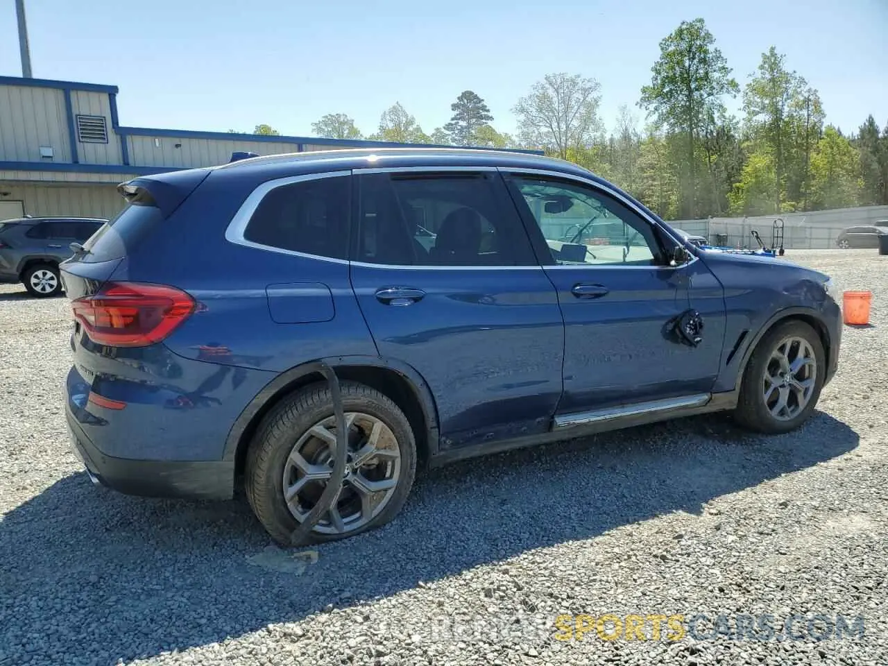 3 Photograph of a damaged car 5UXTY5C08L9C59092 BMW X3 2020
