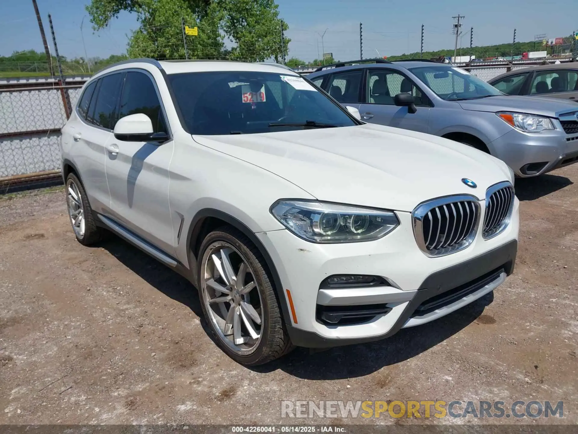 1 Photograph of a damaged car 5UXTY5C08LLT32154 BMW X3 2020