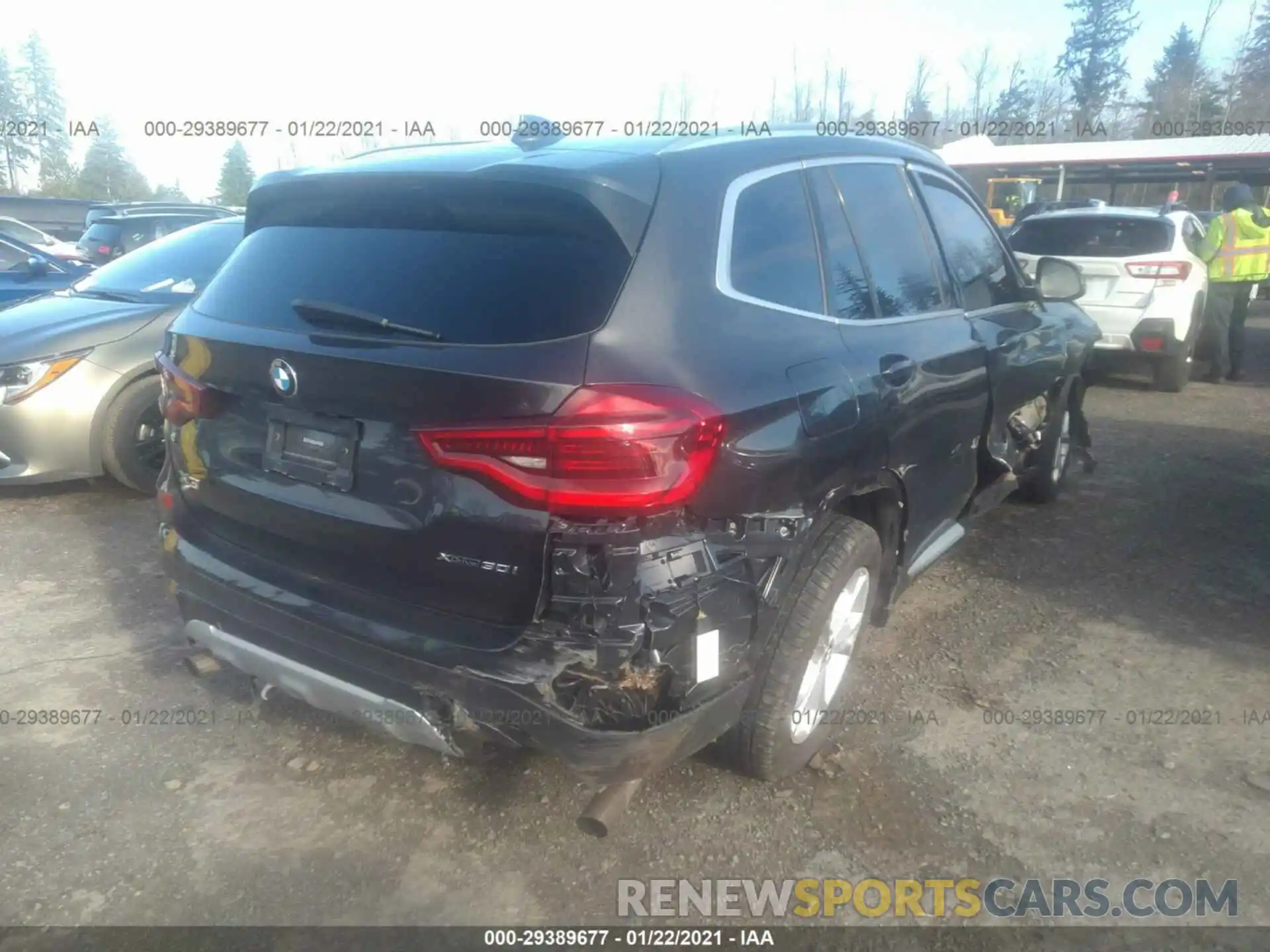 4 Photograph of a damaged car 5UXTY5C08LLT37872 BMW X3 2020