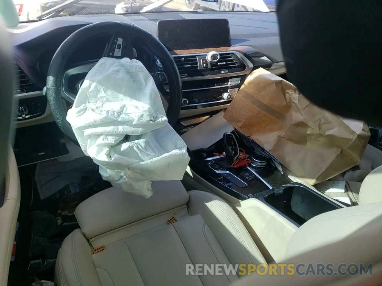 8 Photograph of a damaged car 5UXTY5C08LLT38259 BMW X3 2020