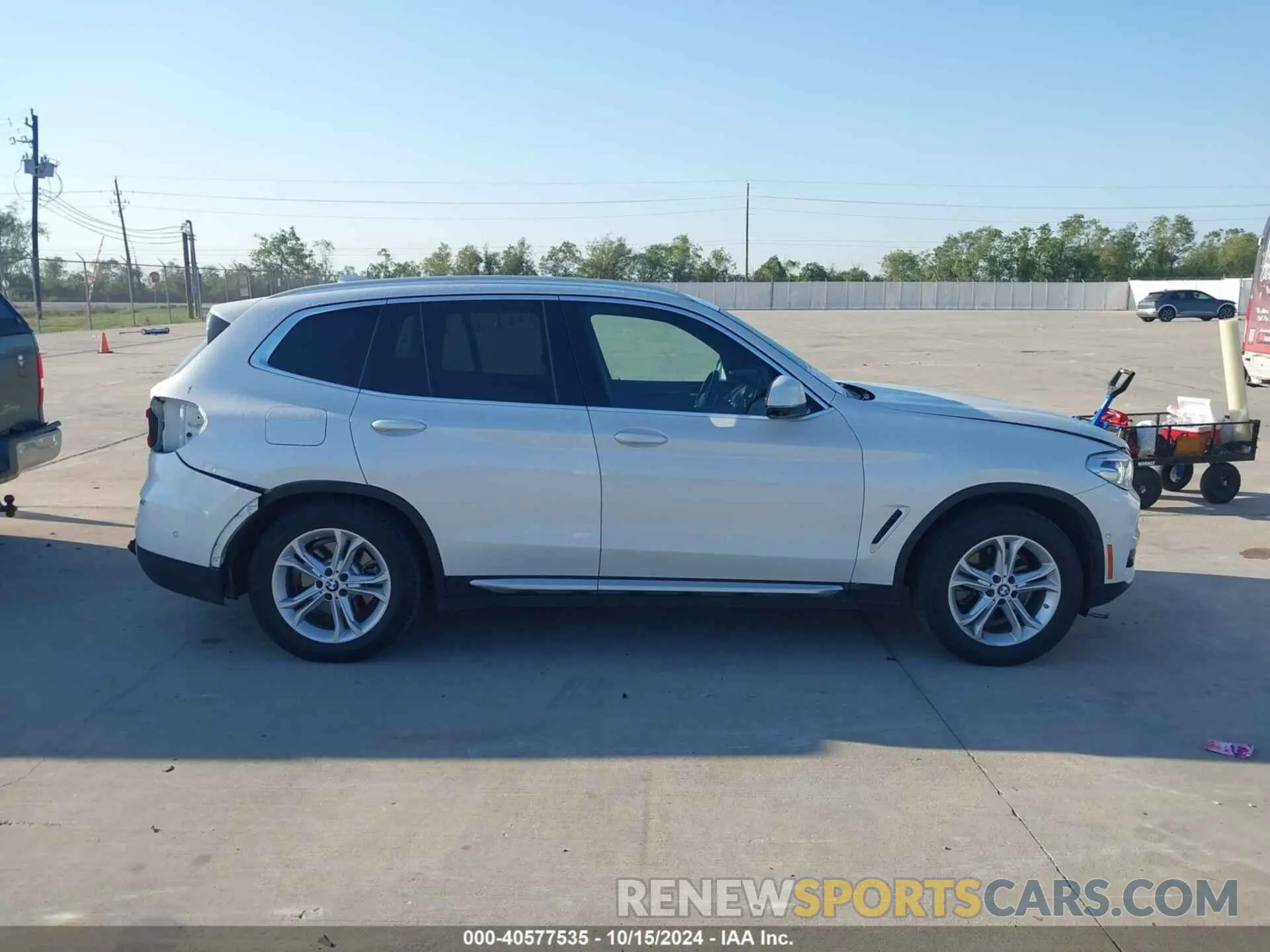 14 Photograph of a damaged car 5UXTY5C08LLT38522 BMW X3 2020