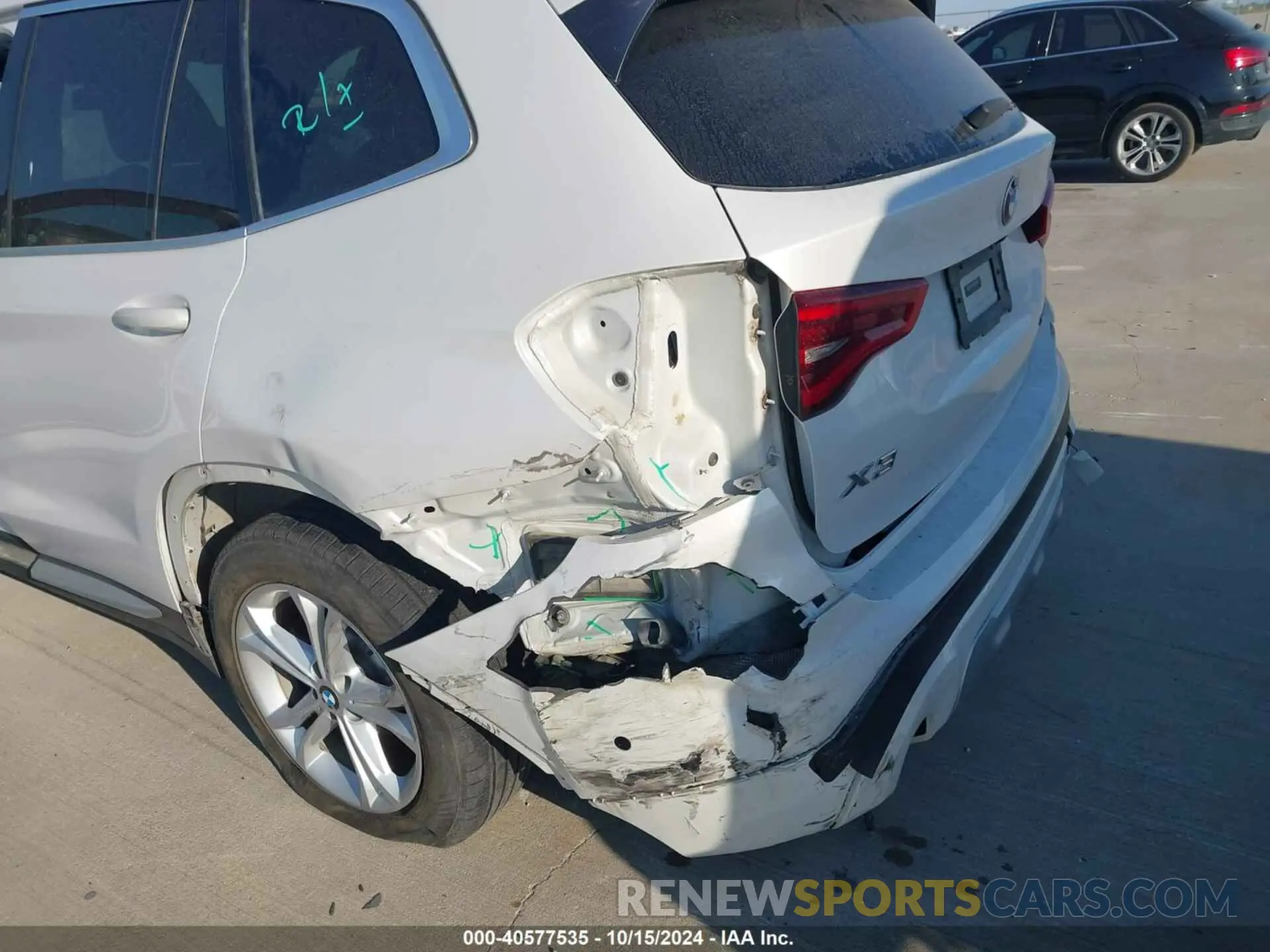 6 Photograph of a damaged car 5UXTY5C08LLT38522 BMW X3 2020