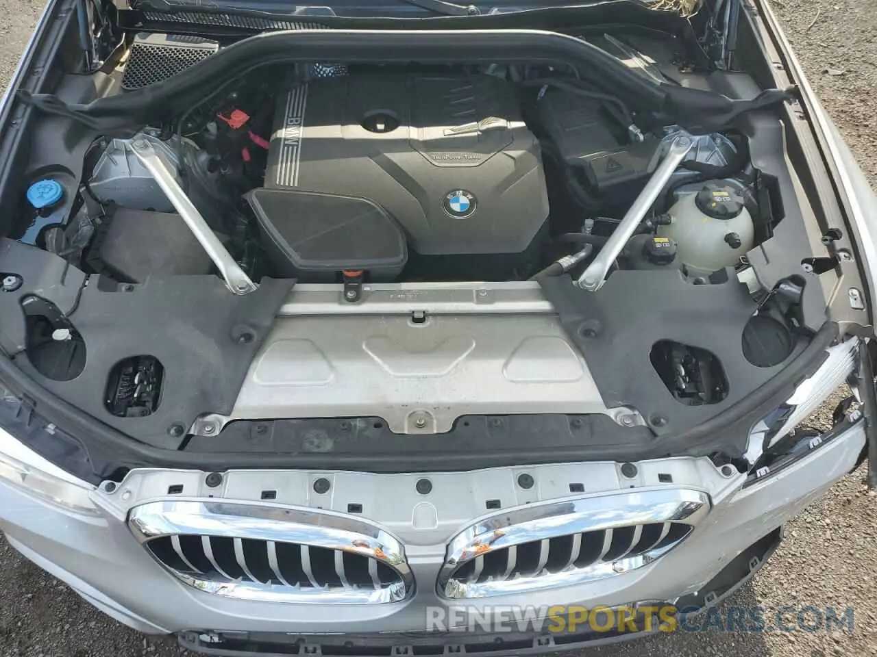 12 Photograph of a damaged car 5UXTY5C09L9C33858 BMW X3 2020