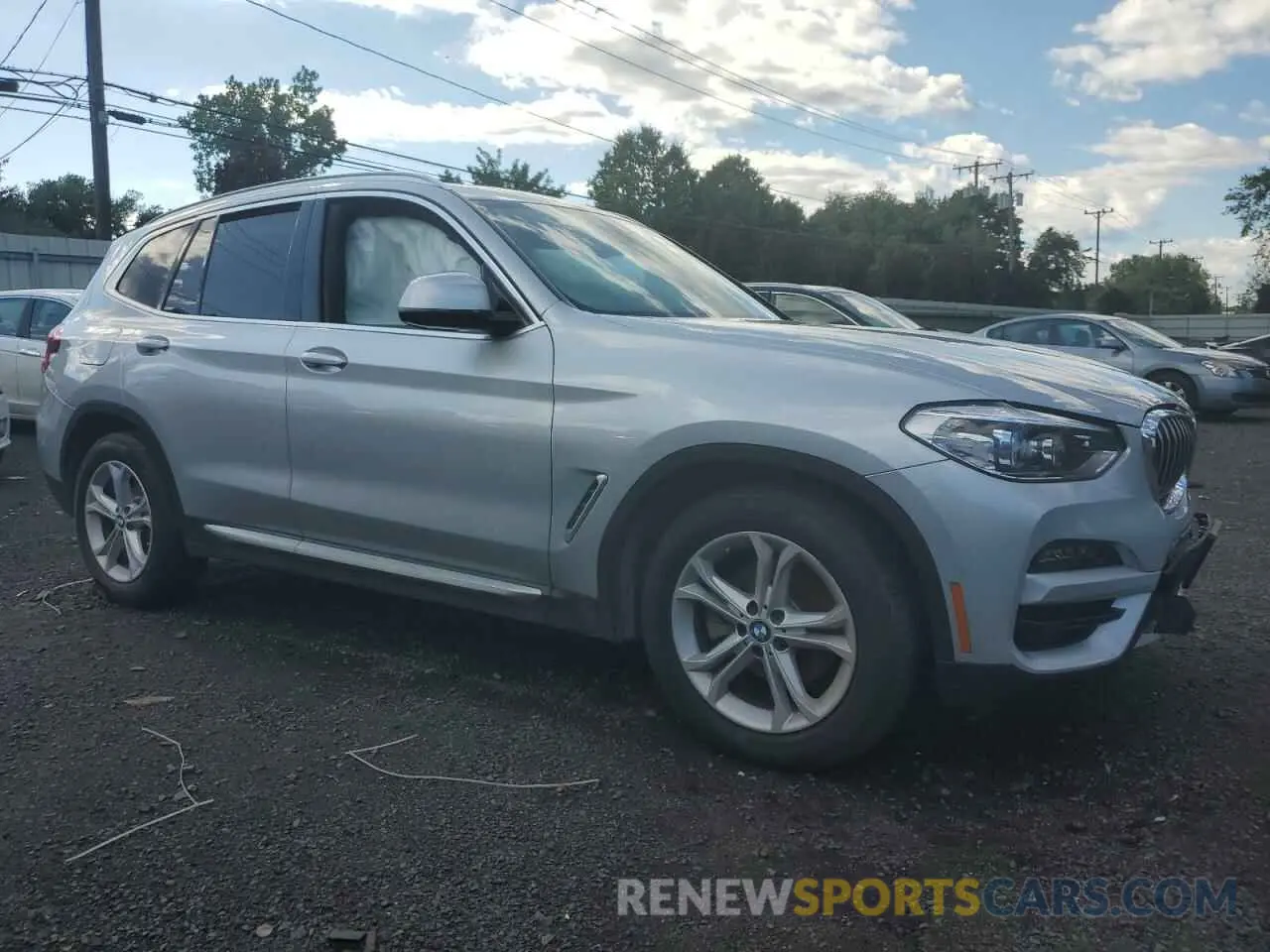 4 Photograph of a damaged car 5UXTY5C09L9C33858 BMW X3 2020