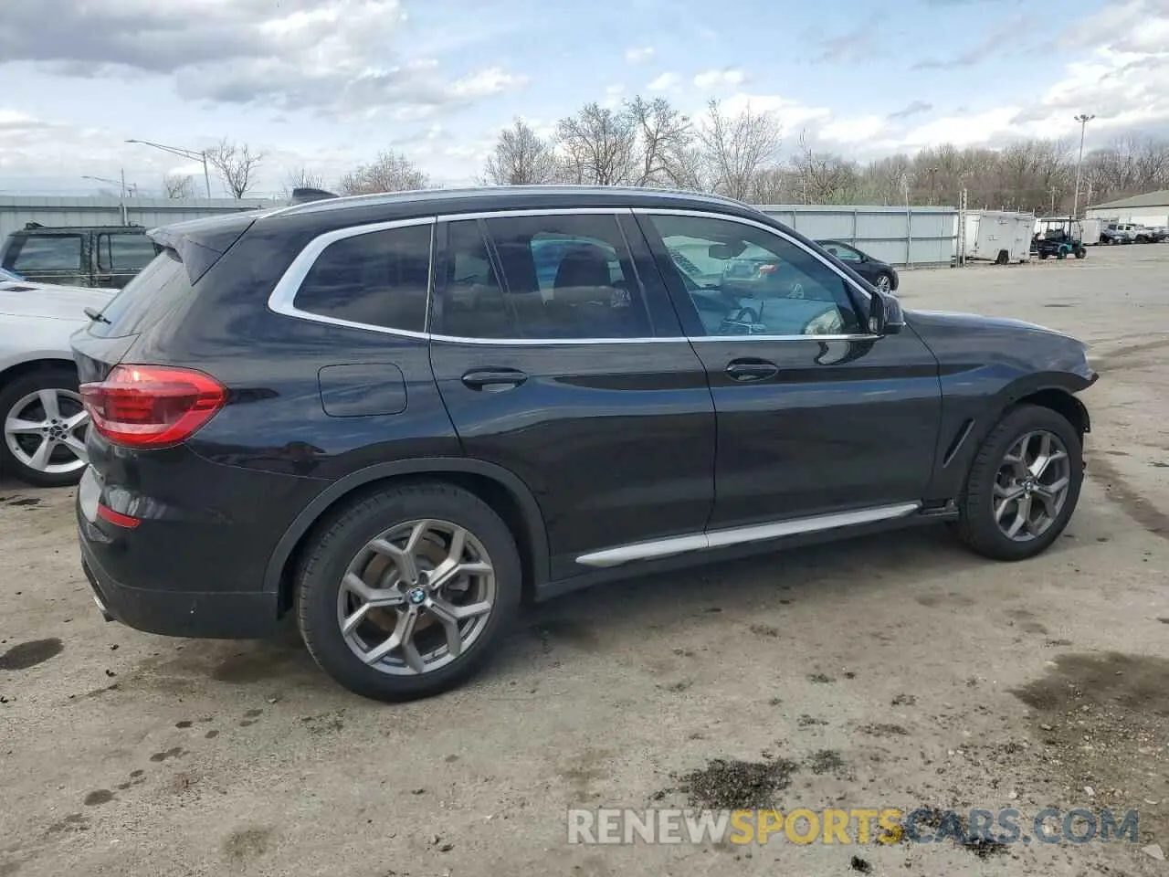 3 Photograph of a damaged car 5UXTY5C09L9D25438 BMW X3 2020
