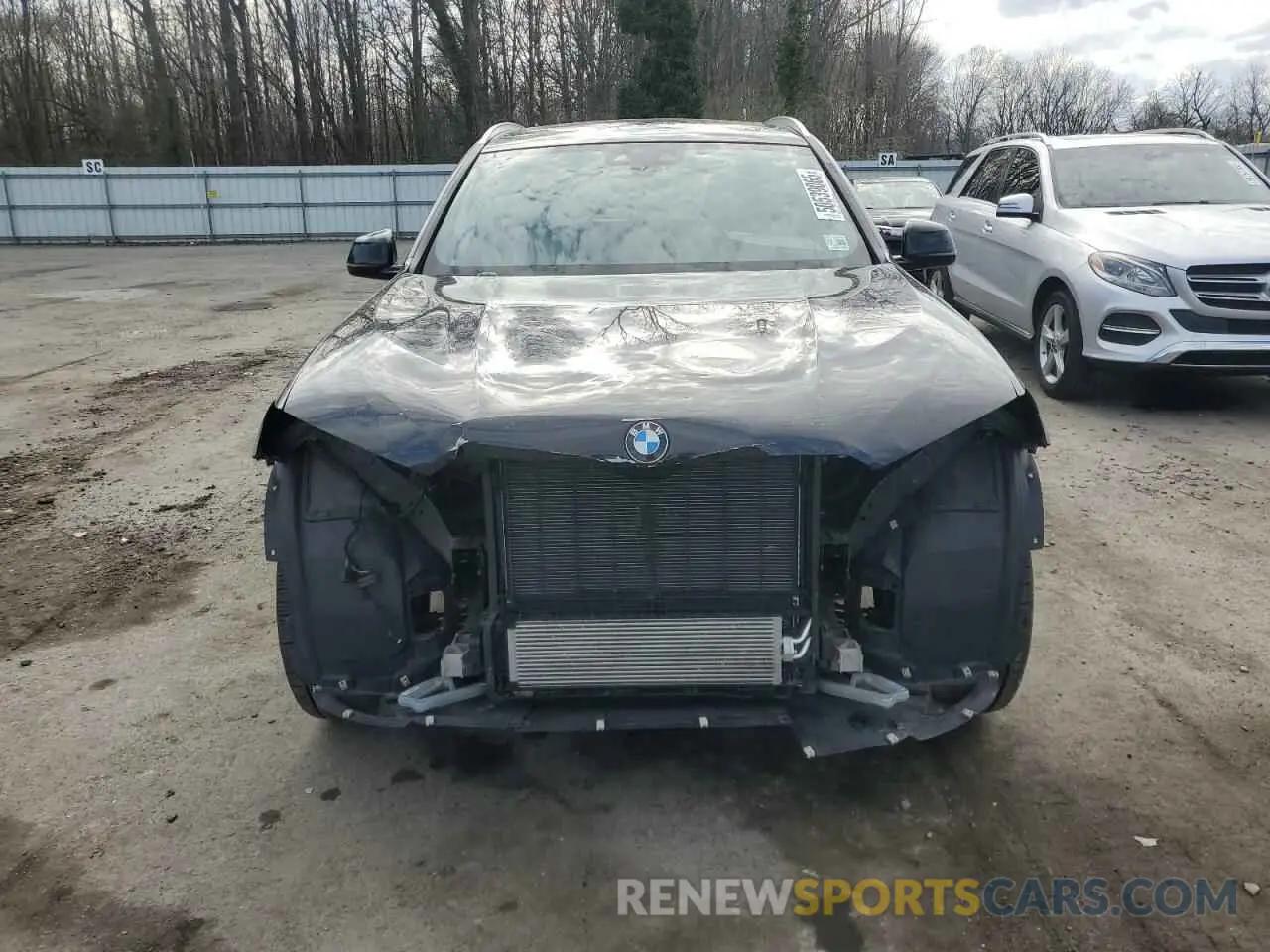 5 Photograph of a damaged car 5UXTY5C09L9D25438 BMW X3 2020
