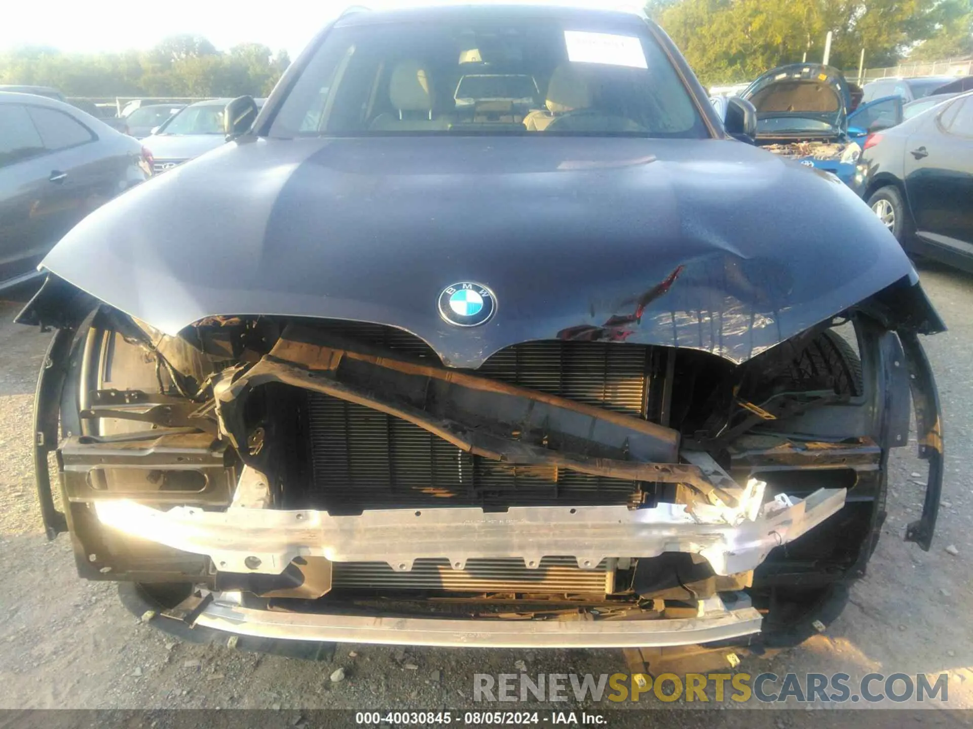 6 Photograph of a damaged car 5UXTY5C09L9D66653 BMW X3 2020