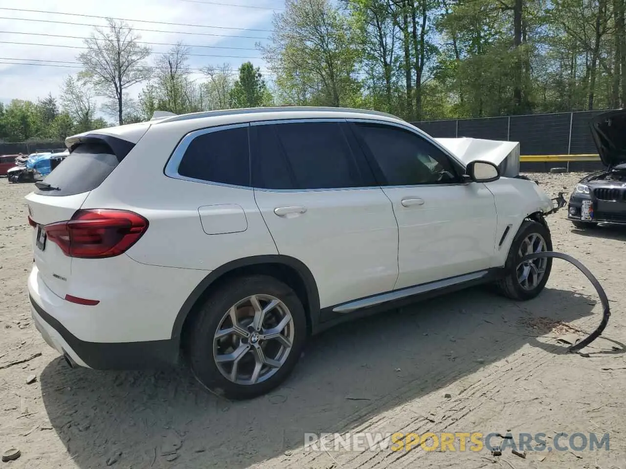 3 Photograph of a damaged car 5UXTY5C09LLT33023 BMW X3 2020