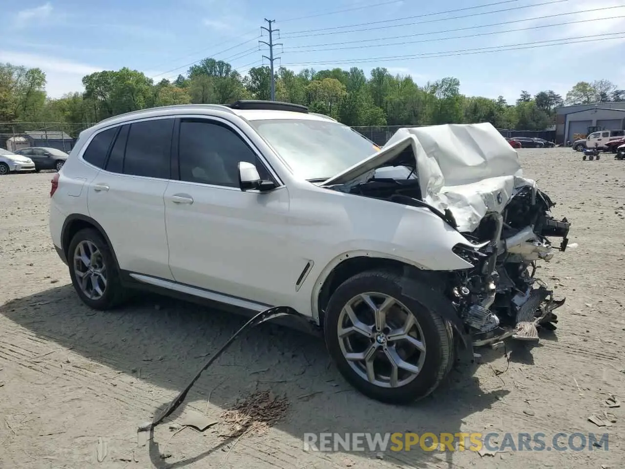 4 Photograph of a damaged car 5UXTY5C09LLT33023 BMW X3 2020