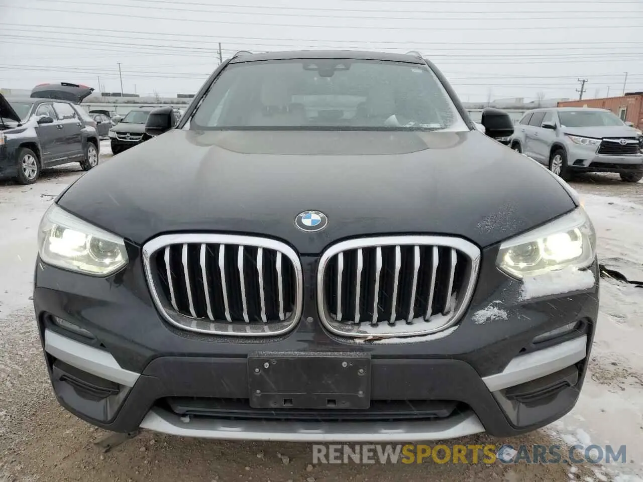 5 Photograph of a damaged car 5UXTY5C0XL9B89692 BMW X3 2020