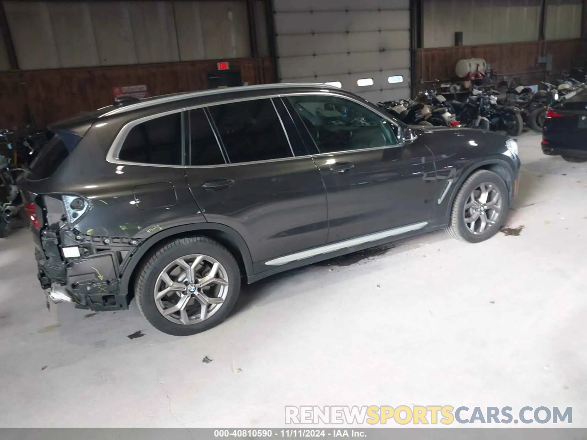 4 Photograph of a damaged car 5UXTY5C0XL9C64620 BMW X3 2020