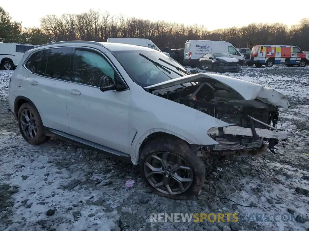 4 Photograph of a damaged car 5UXTY5C0XL9D44547 BMW X3 2020